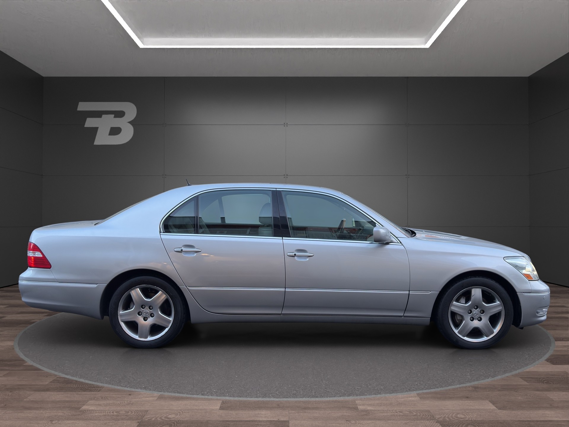 LEXUS LS 430 Automatic-showroom-element-3