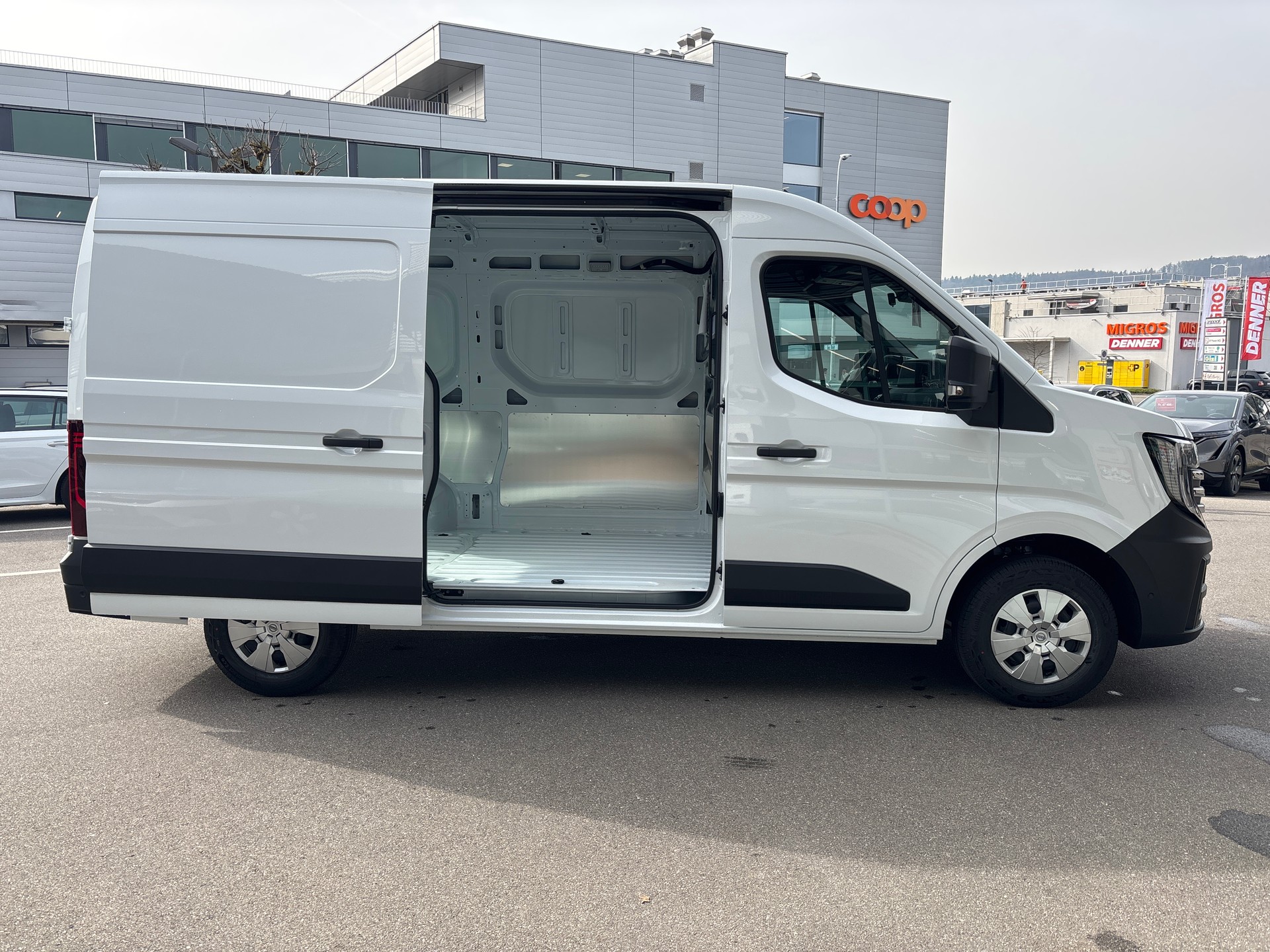 NISSAN Interstar dCi 150 3.5 L2H2 N-Connecta-image-5