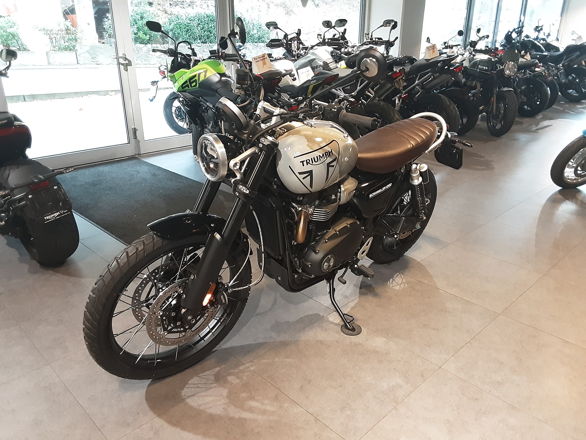 TRIUMPH Scrambler 1200 X-image-3