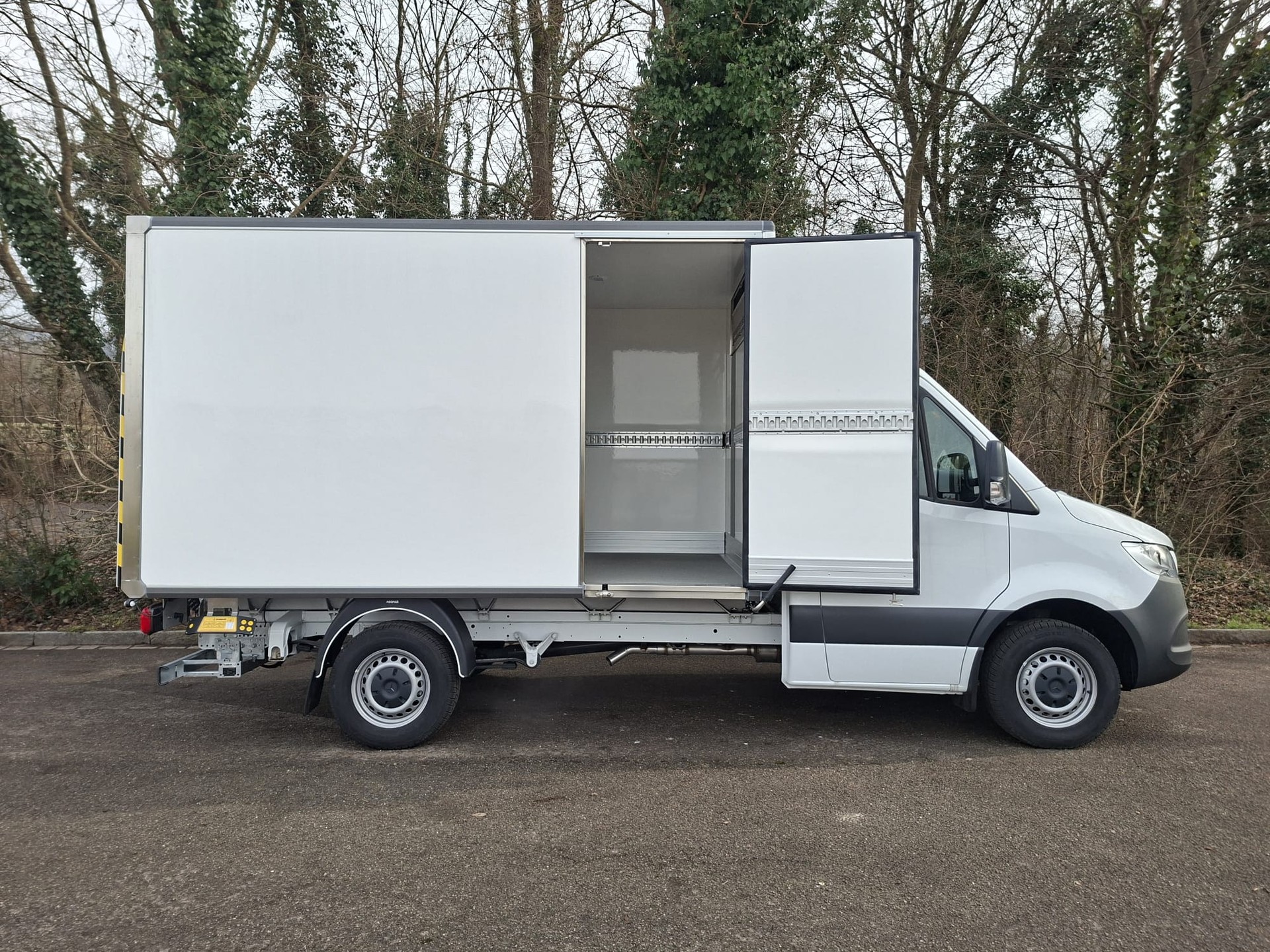 MERCEDES-BENZ Sprinter 315 CDI Standard 9G-TRONIC-showroom-element-2