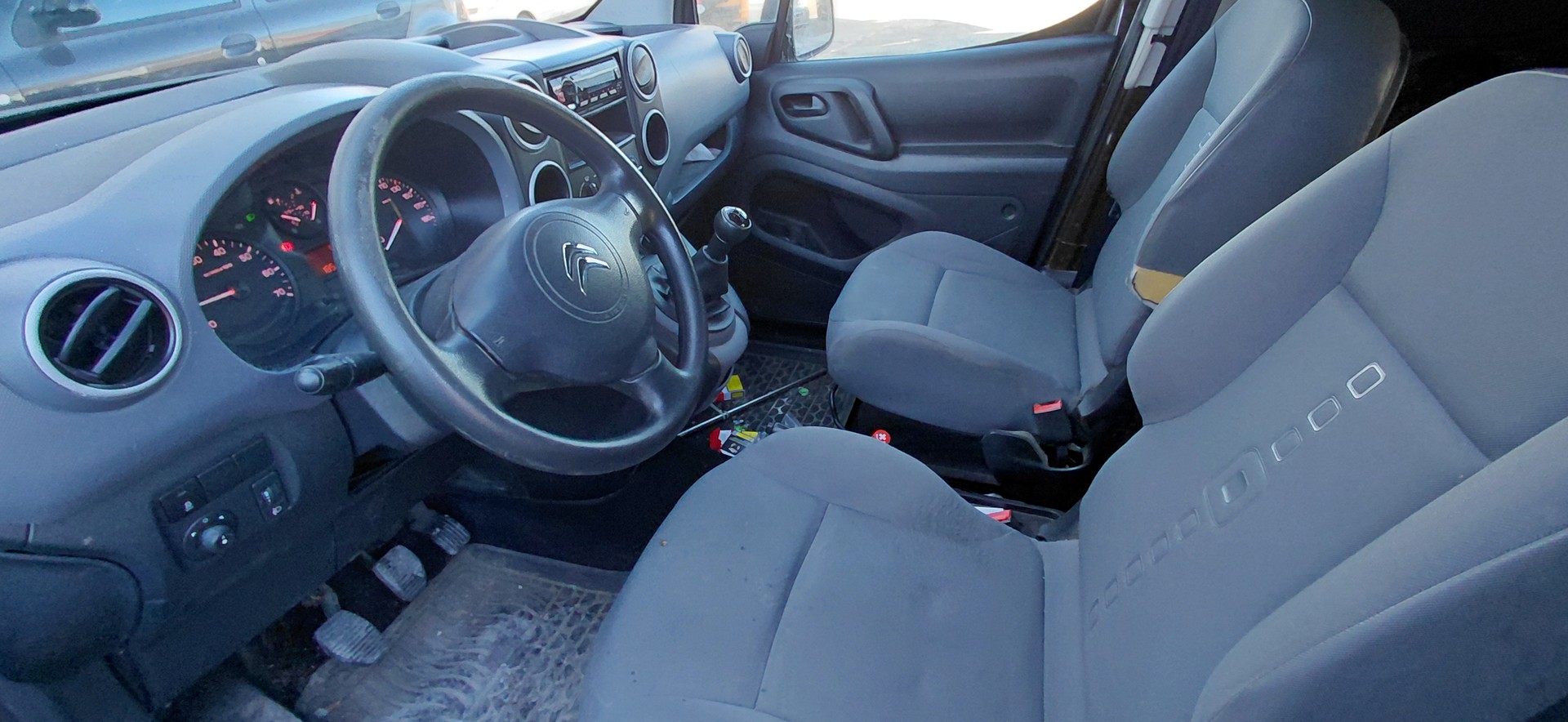 CITROEN Berlingo 1.6VTi 600-image-8