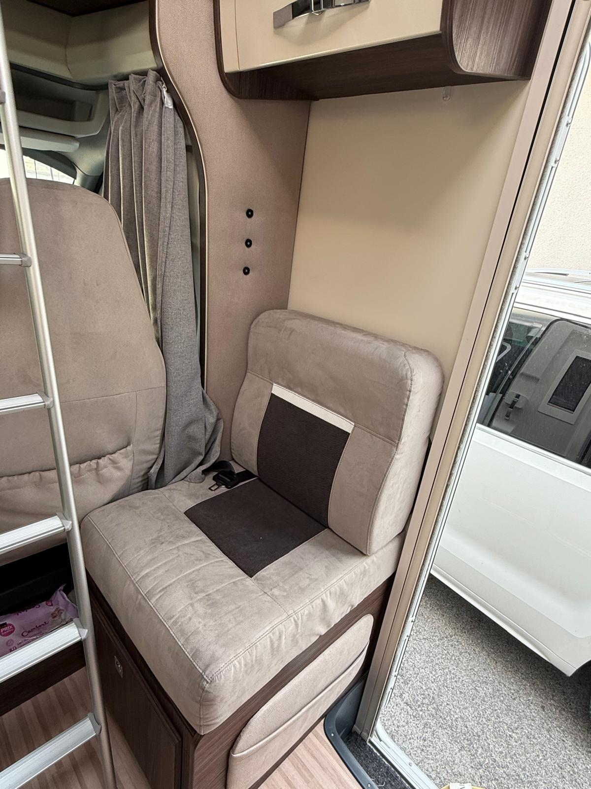 BENIMAR Ford Benimar Transit Sport 340-image-19