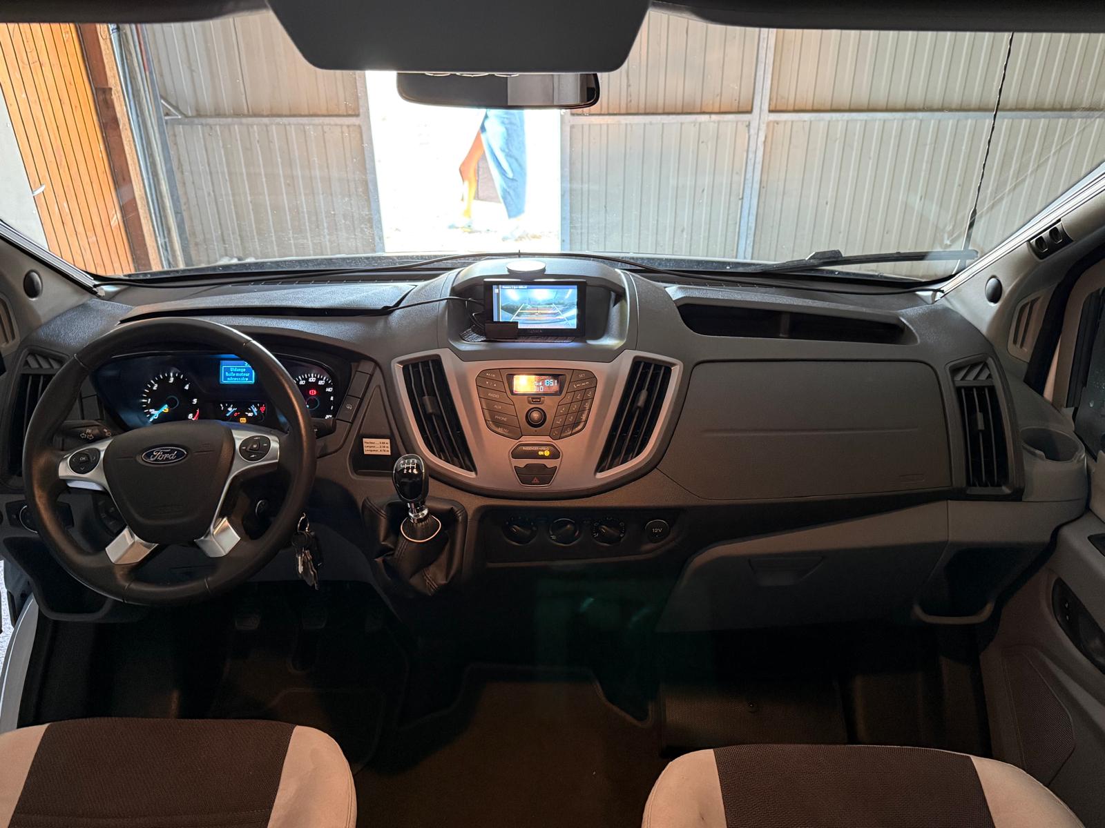 BENIMAR Ford Benimar Transit Sport 340-image-9