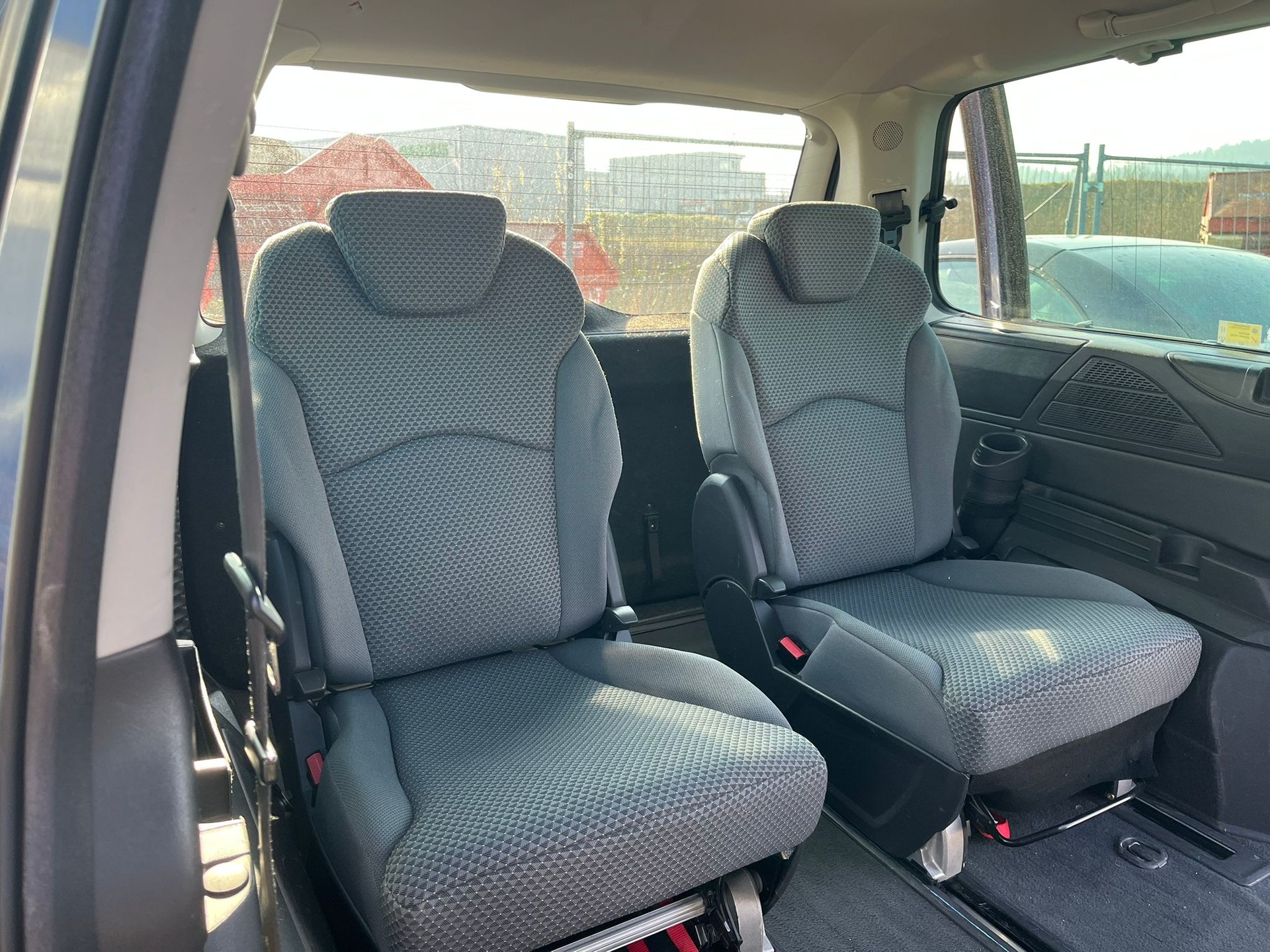 FIAT Ulysse 2.0 16V JTD Swiss Edition-image-8