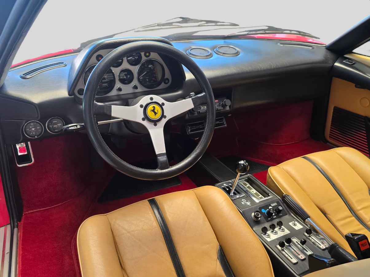 FERRARI 308 GTB Vetroresina - Ferrari Classiche-image-9
