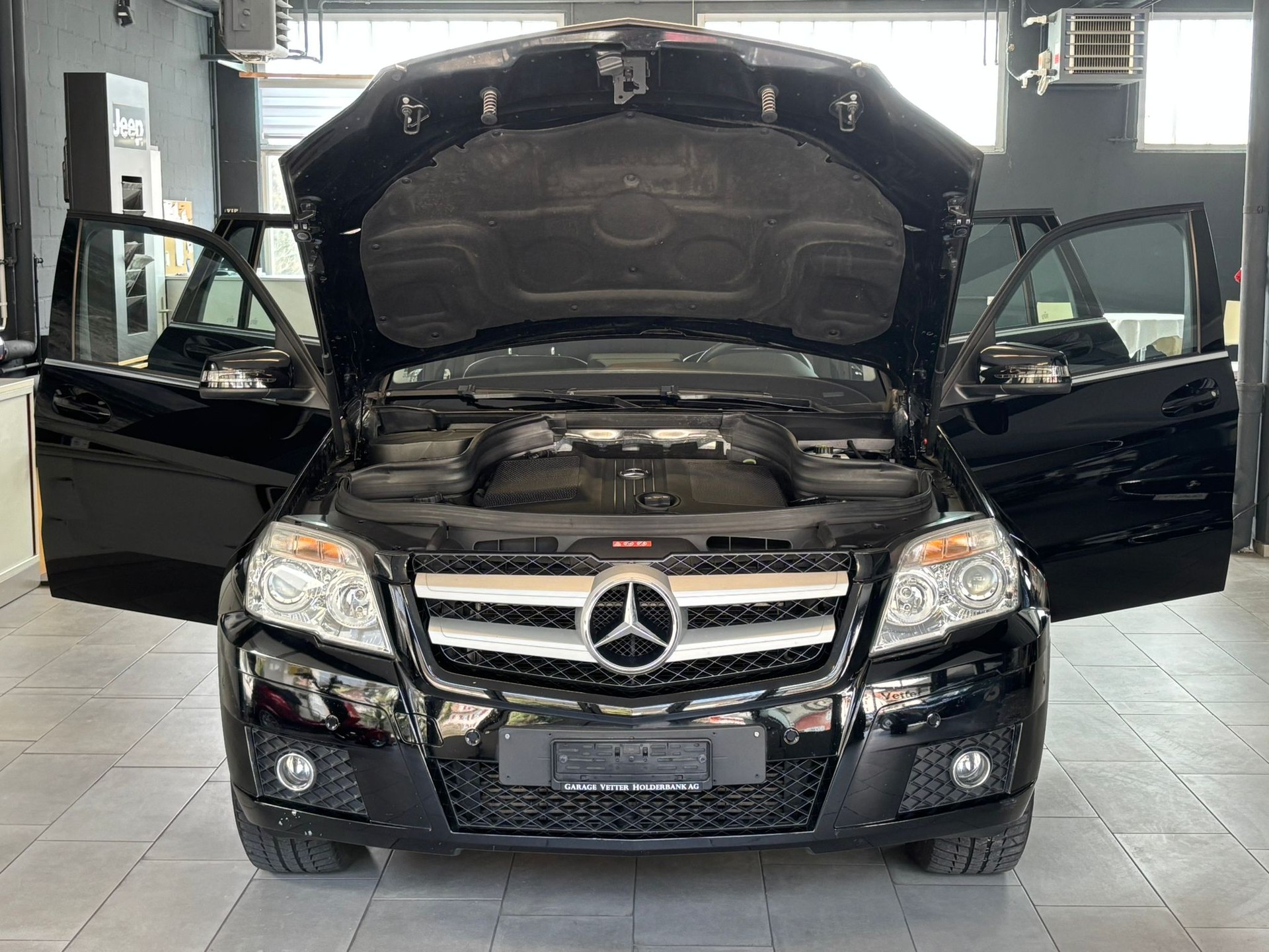 MERCEDES-BENZ GLK 220 CDI BlueEfficiency 4Matic 7G-Tronic-image-4