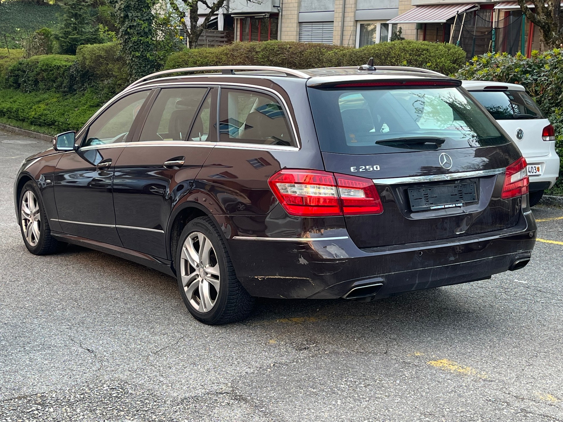 MERCEDES-BENZ E 250 CGI BlueEfficiency Avantgarde 7G-Tronic-image-3