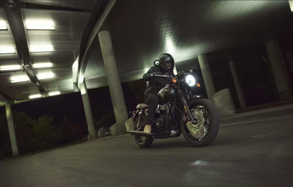 TRIUMPH Bonneville T120 Black-image-3