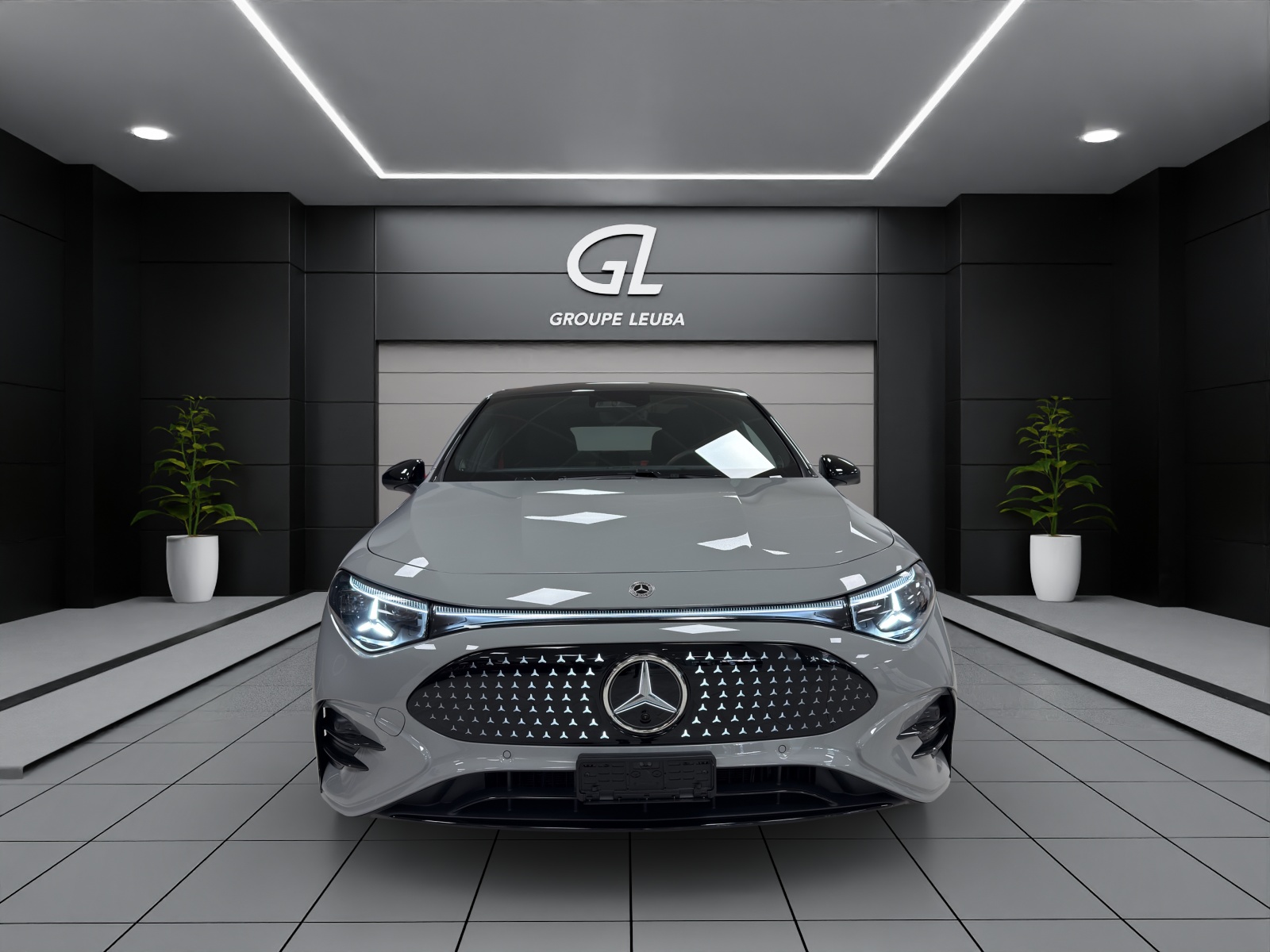 MERCEDES-BENZ CLA 350 4 Matic 85 kWh EQ-showroom-element-1