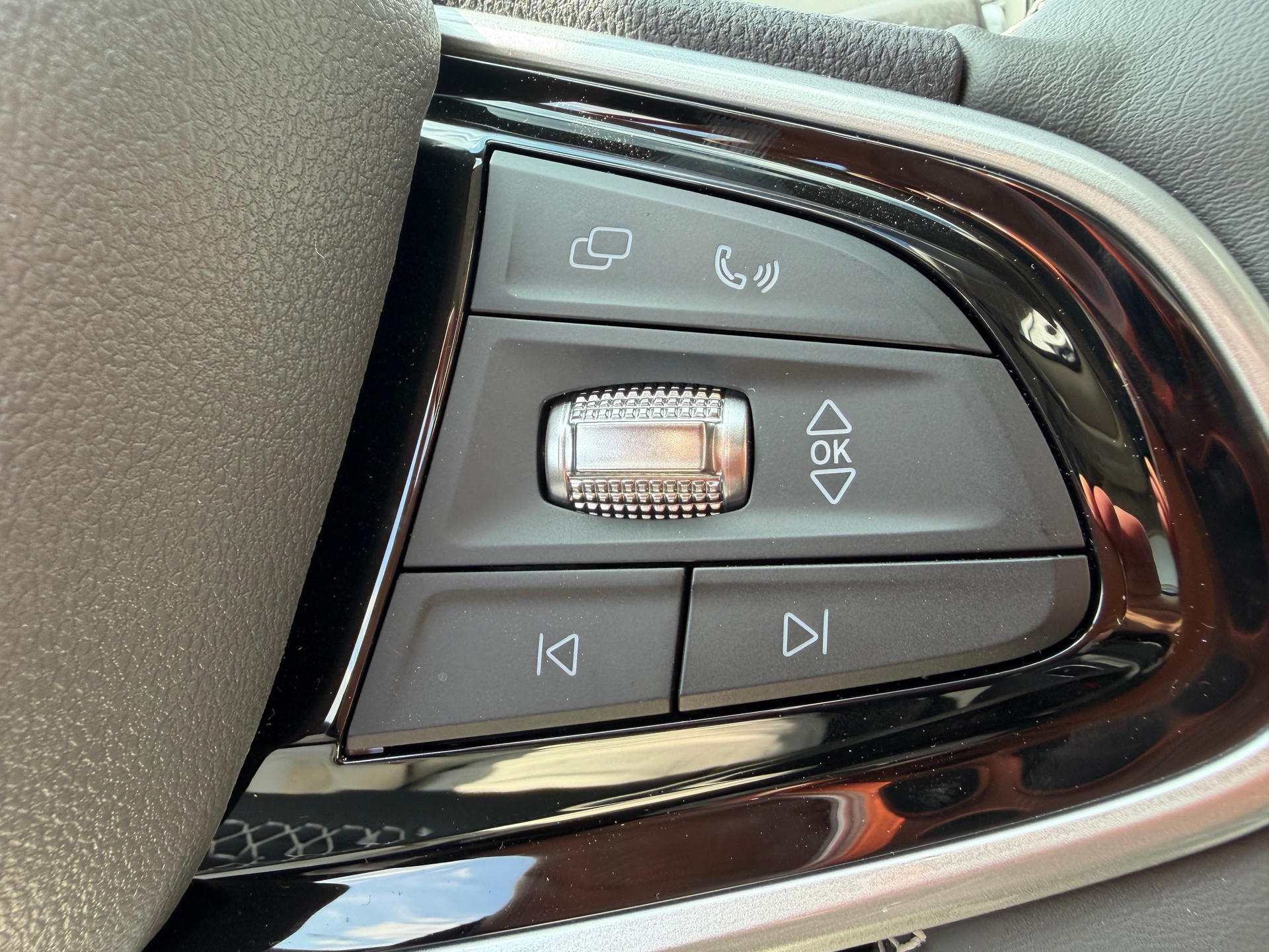 FORTHING 7 REEV 28 kWh-image-12