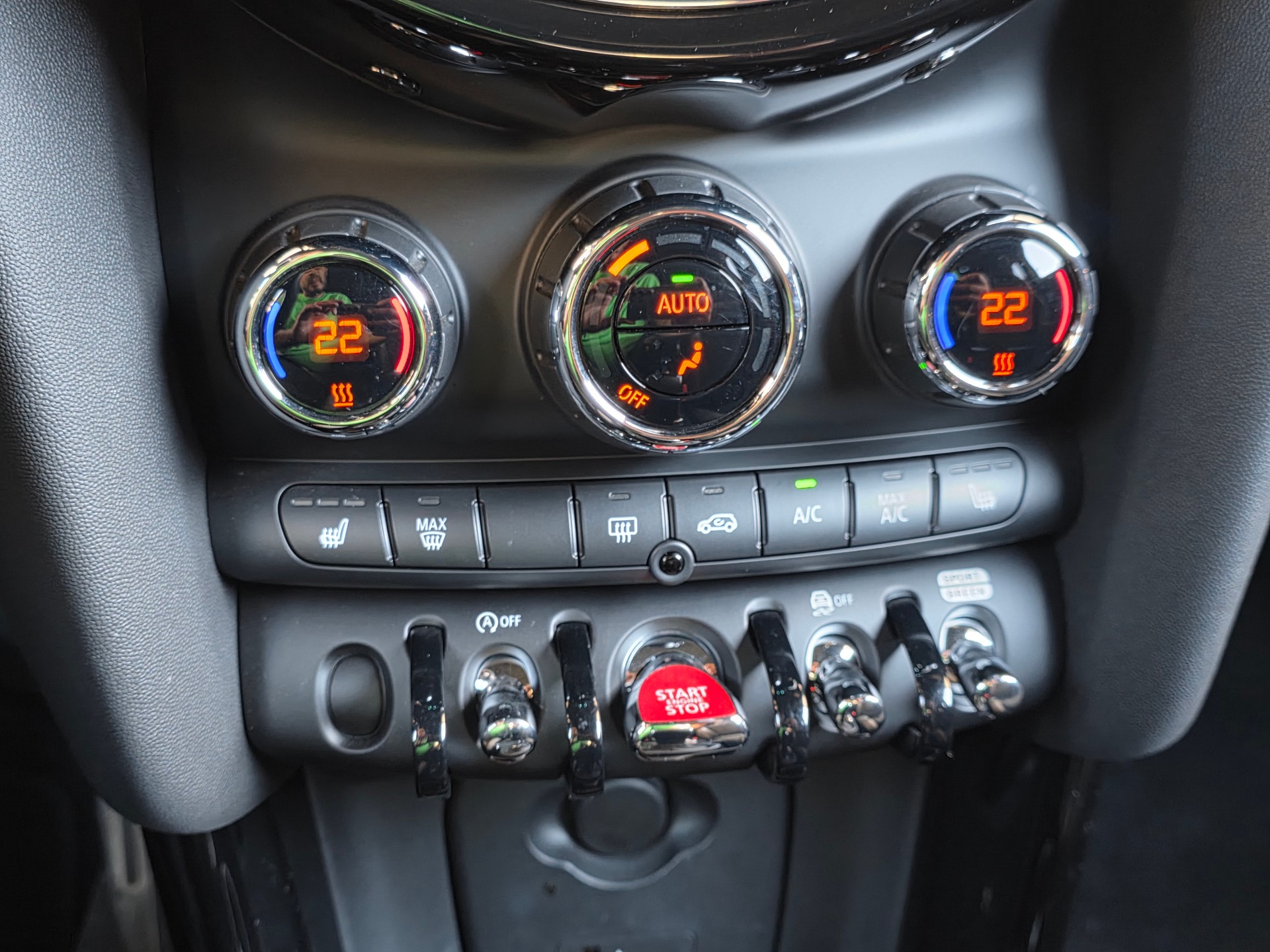 MINI Cooper John Cooper Works Steptronic-image-17