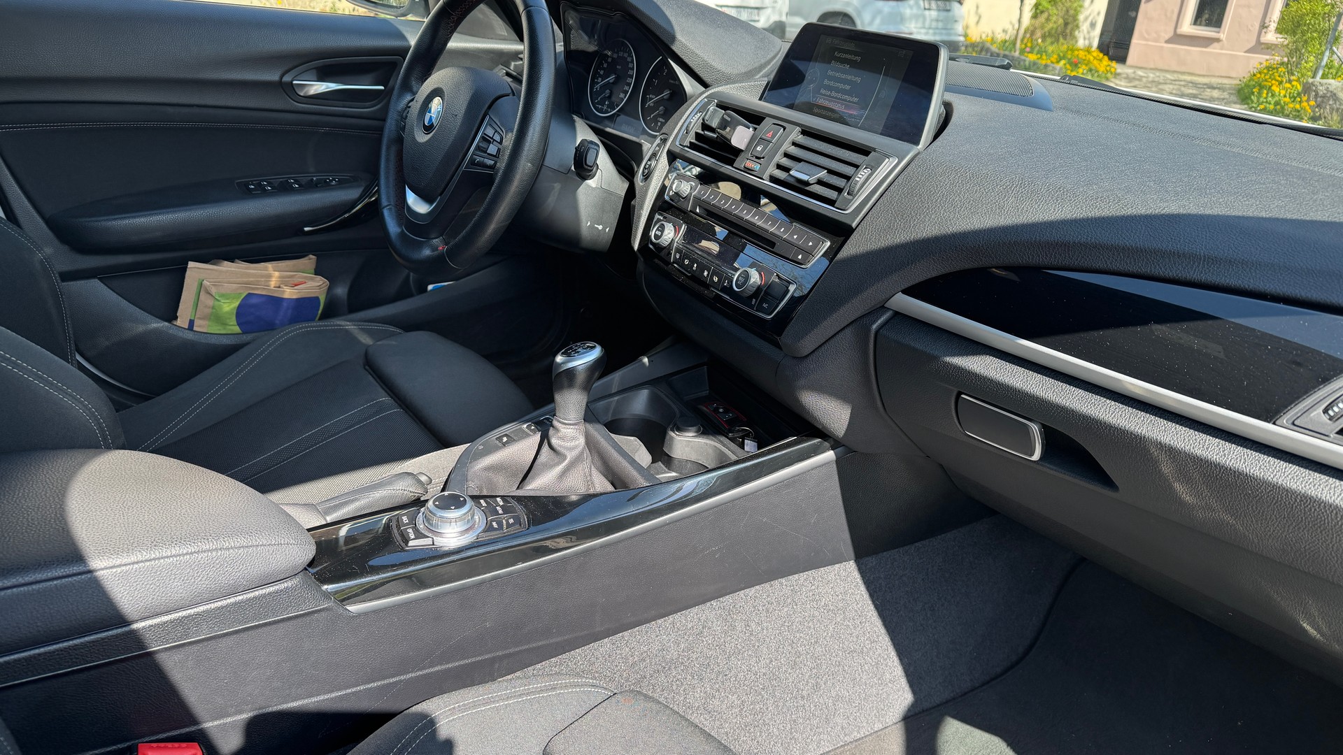 BMW 118i M Sport-image-5