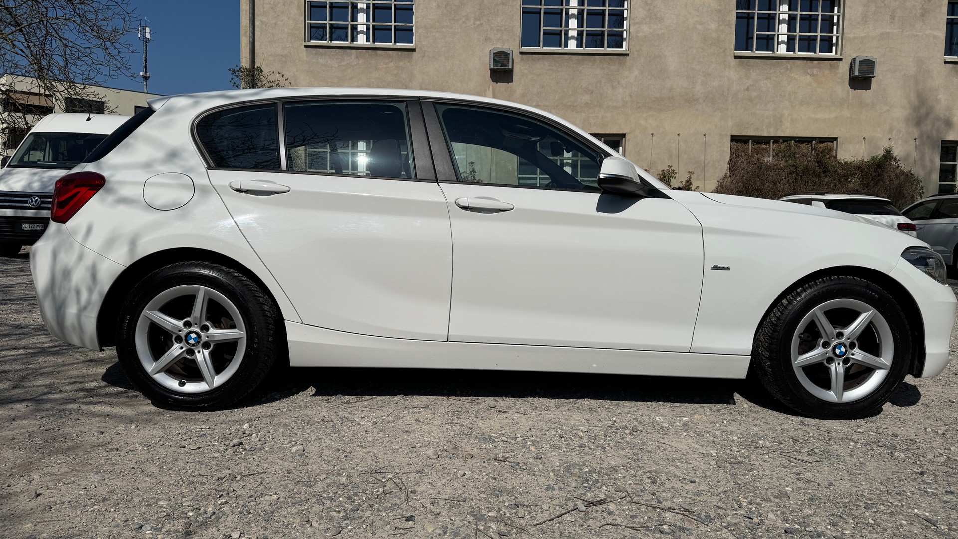 BMW 118i M Sport-image-4