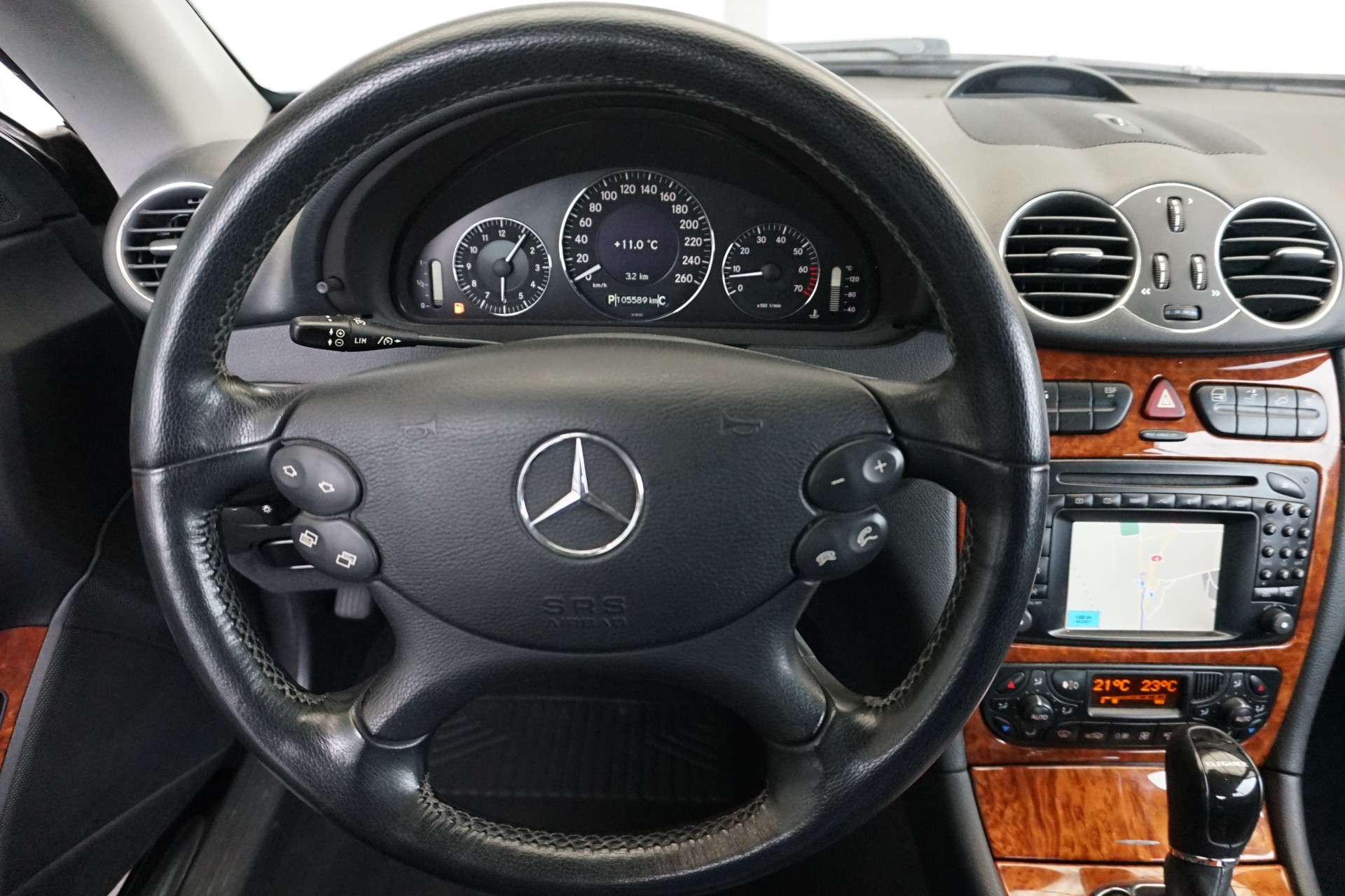 MERCEDES-BENZ CLK 500 Elégance 306 PS Cabriolet mit dem genialen 5,0i V8 Motor und Top-Ausstattung sogar mit Abstandsregeltempomat!!-image-24