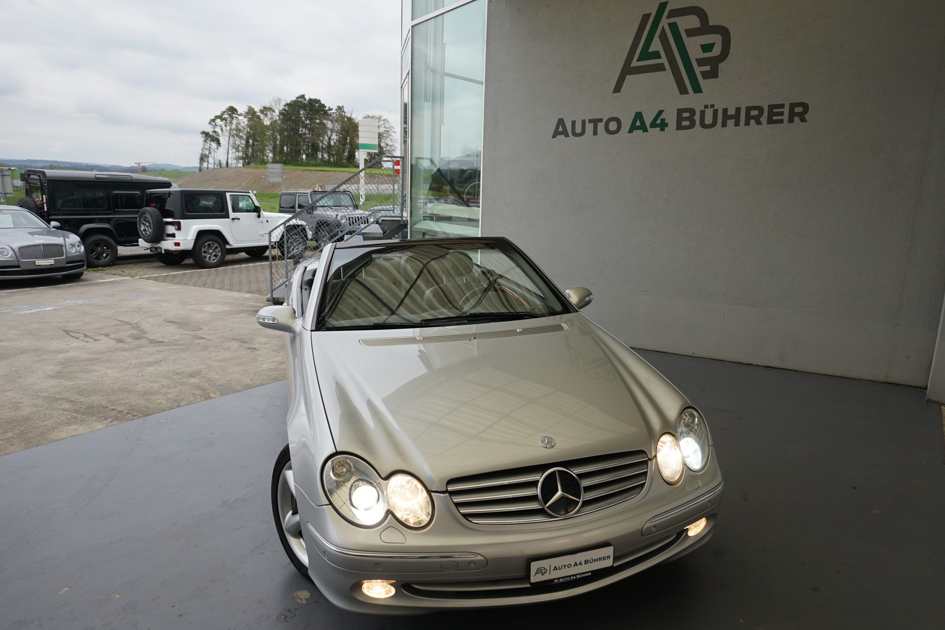MERCEDES-BENZ CLK 500 Elégance 306 PS Cabriolet mit dem genialen 5,0i V8 Motor und Top-Ausstattung sogar mit Abstandsregeltempomat!!-image-5