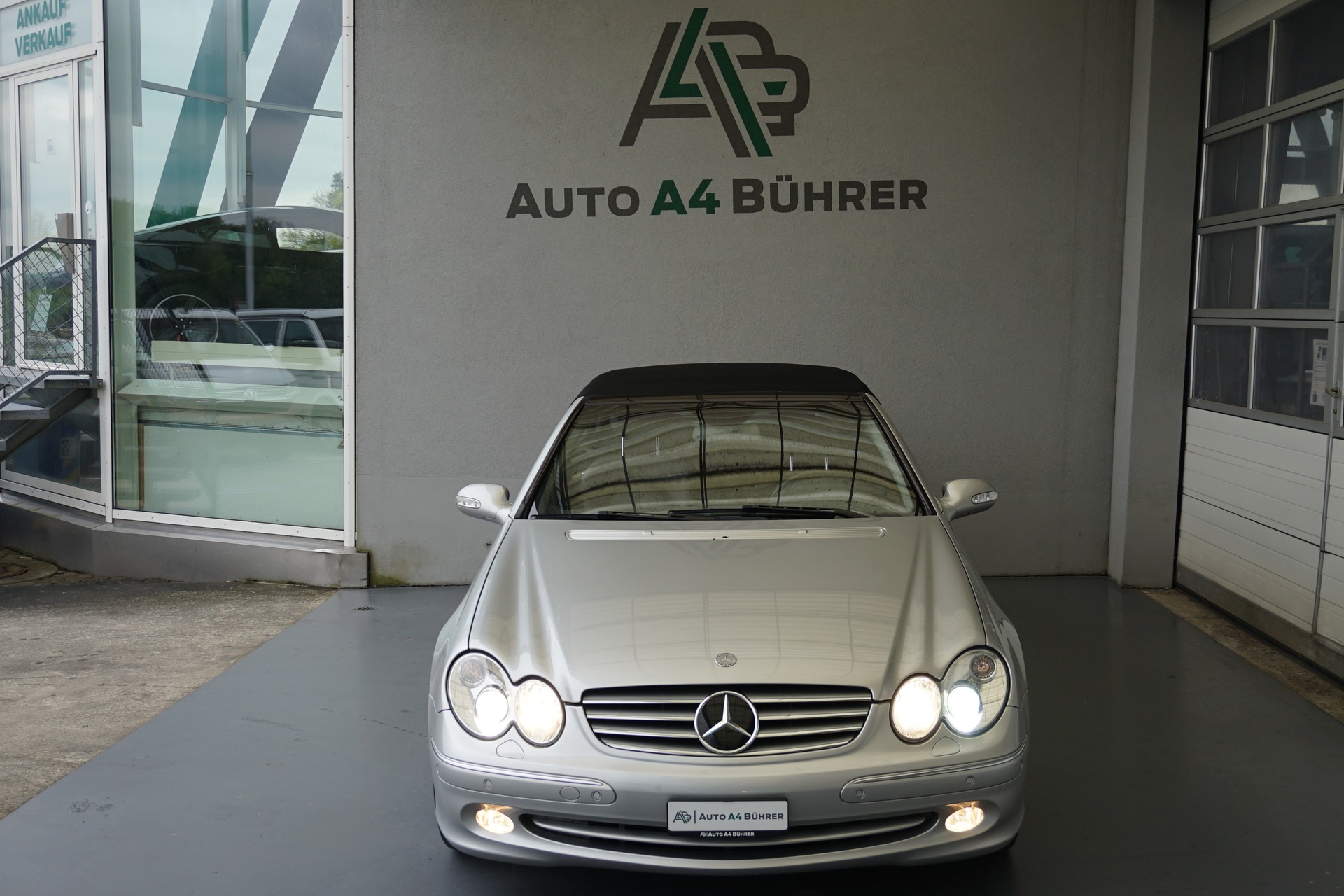MERCEDES-BENZ CLK 500 Elégance 306 PS Cabriolet mit dem genialen 5,0i V8 Motor und Top-Ausstattung sogar mit Abstandsregeltempomat!!-image-16