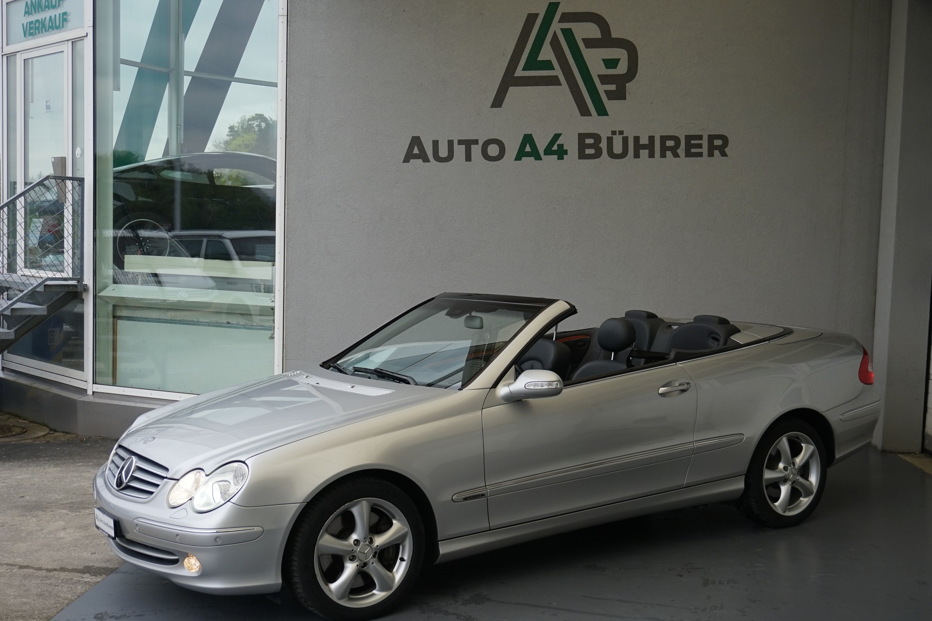 MERCEDES-BENZ CLK 500 Elégance 306 PS Cabriolet mit dem genialen 5,0i V8 Motor und Top-Ausstattung sogar mit Abstandsregeltempomat!!-image-7