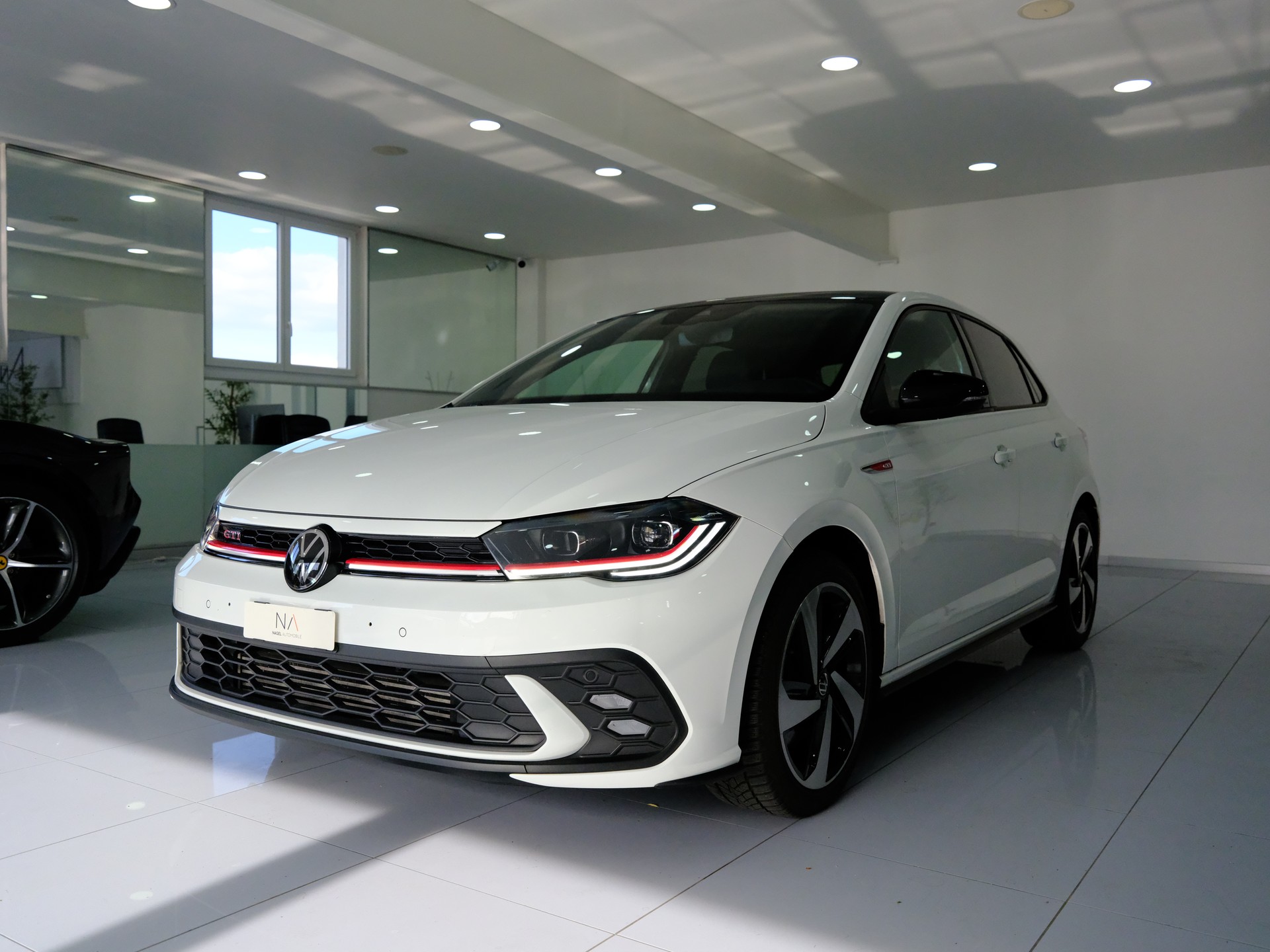VW Polo 2.0 TSI GTI DSG-showroom-element-3