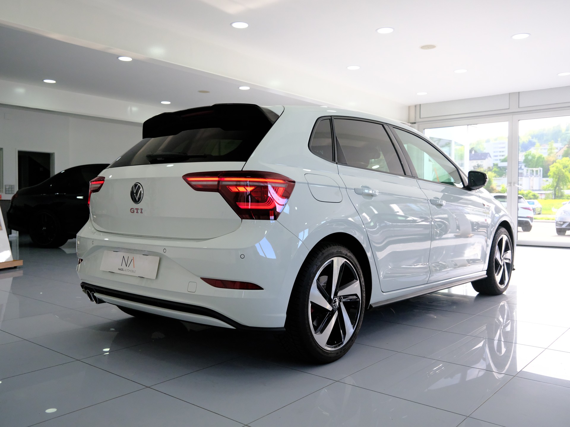 VW Polo 2.0 TSI GTI DSG-image-6
