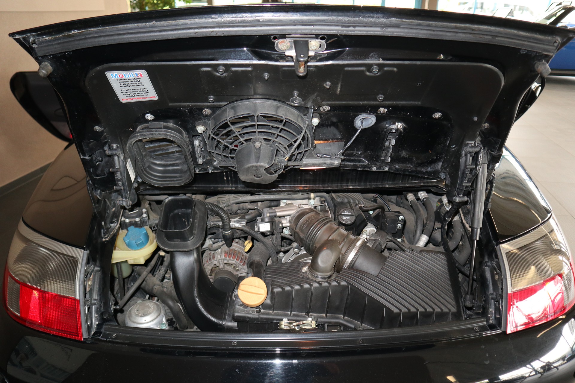 PORSCHE 911 (996) Carrera-image-12