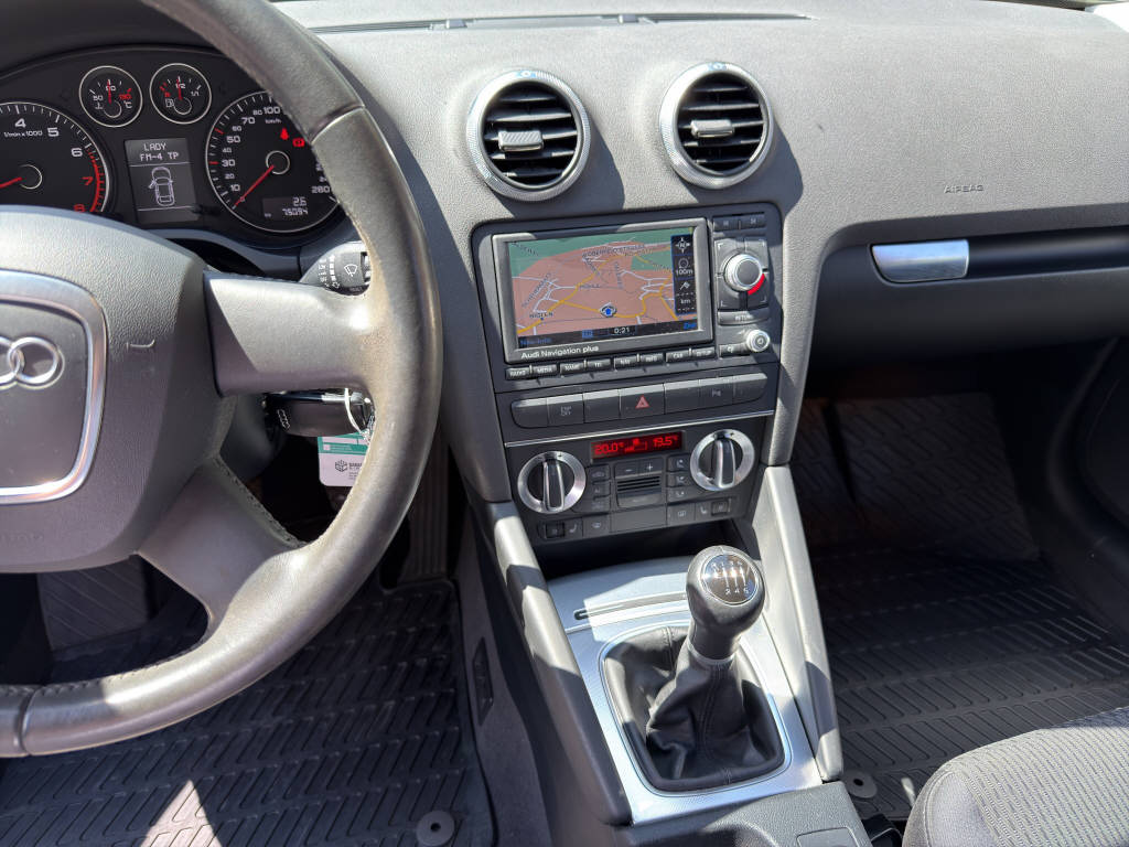 AUDI A3 1.8 T FSI Ambition quattro-image-13
