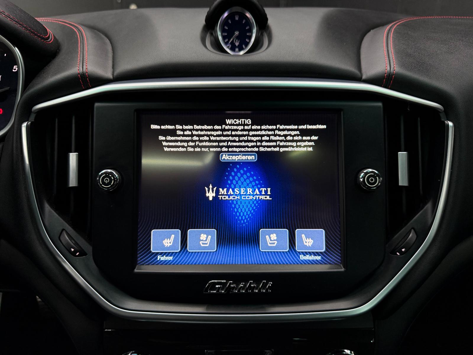 MASERATI Ghibli S Q4 3.0 V6 Automatica-image-15