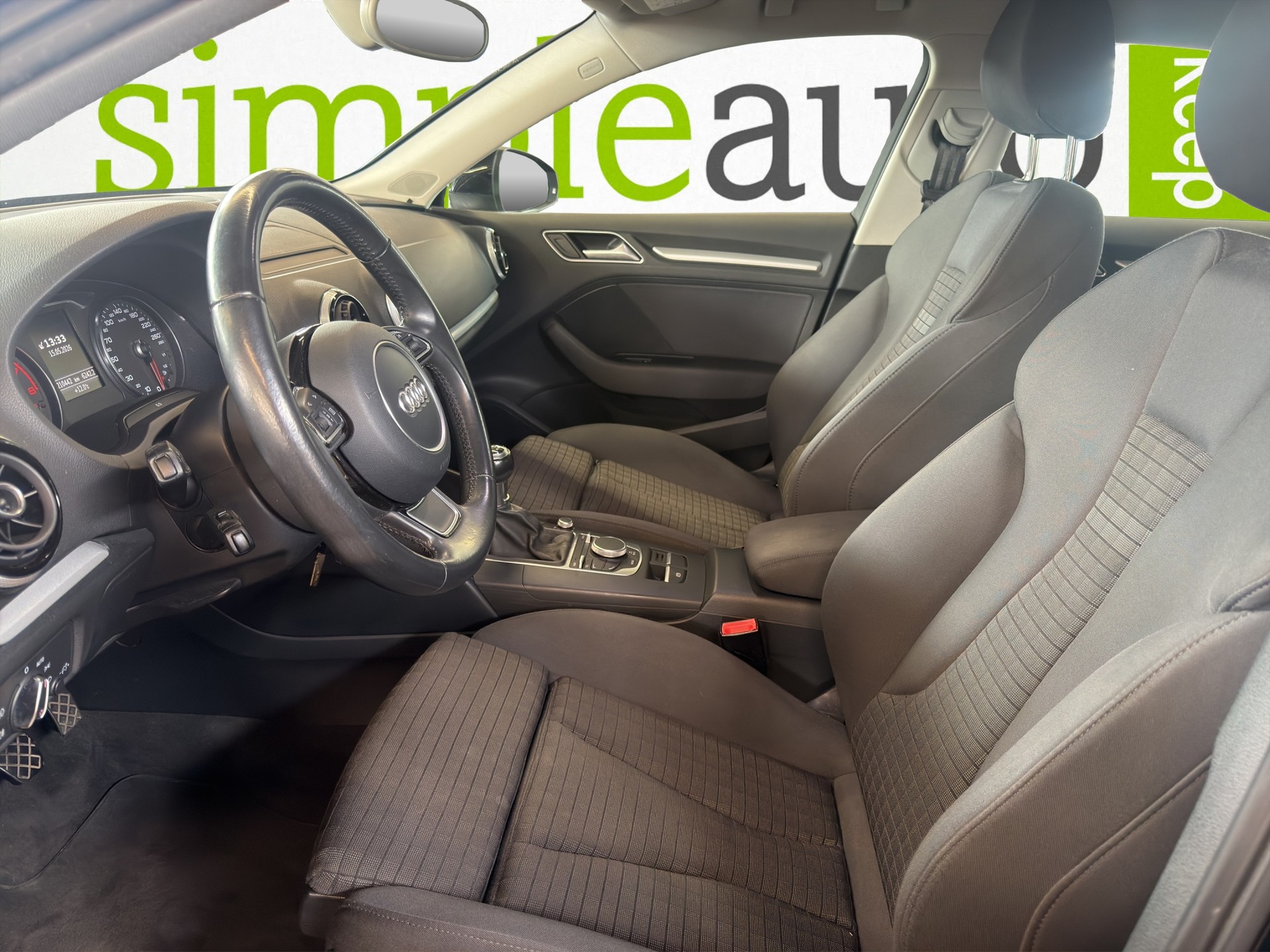 AUDI A3 Sportback 1.4 TFSI Ambiente-image-6
