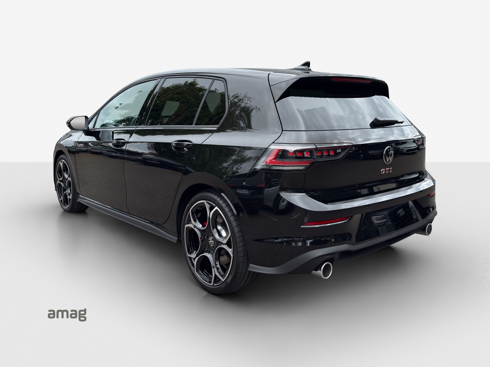 VW Golf 2.0 TSI GTI DSG-showroom-element-2