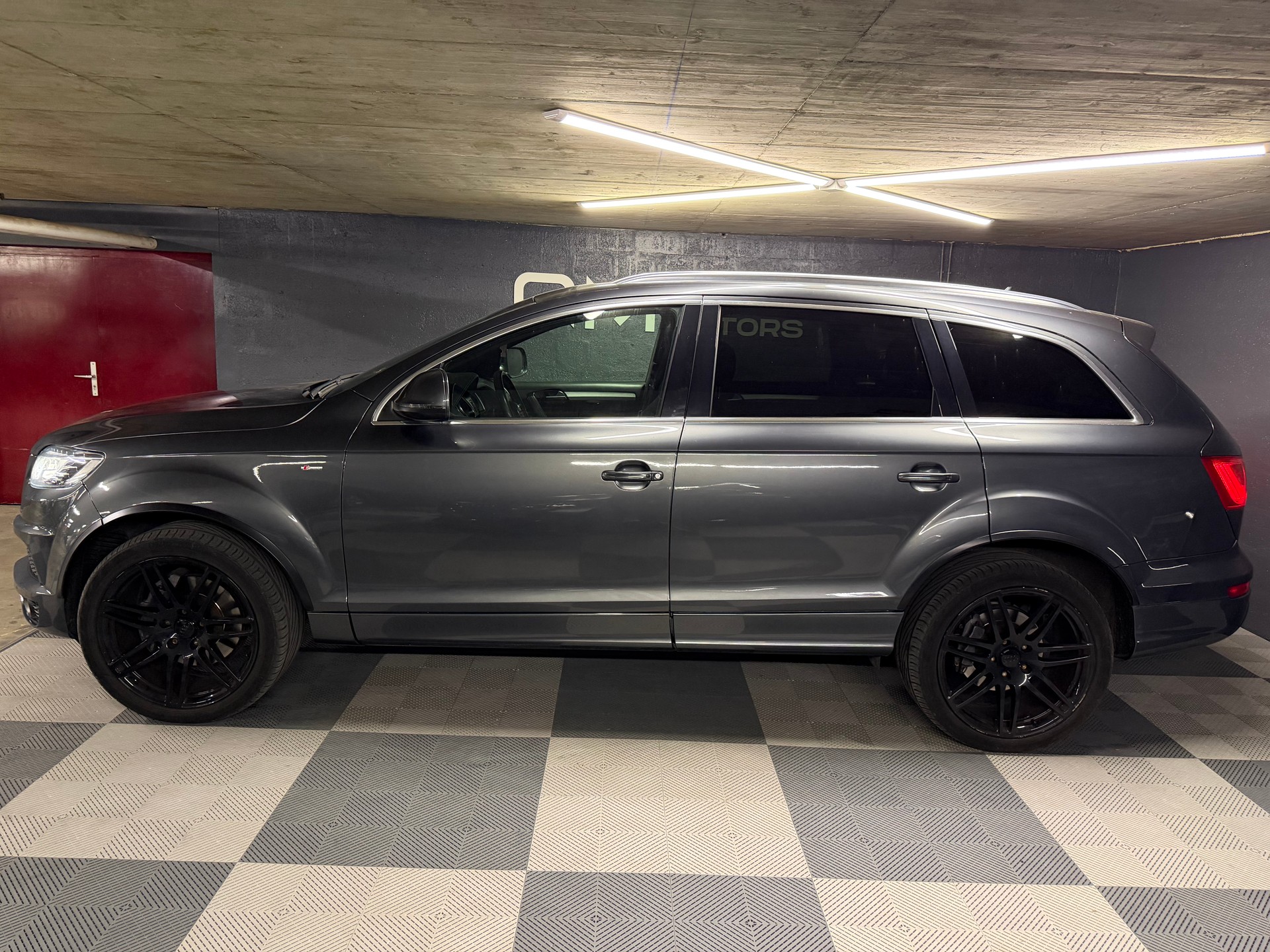 AUDI Q7 3.0 TDI quattro tiptronic-image-5