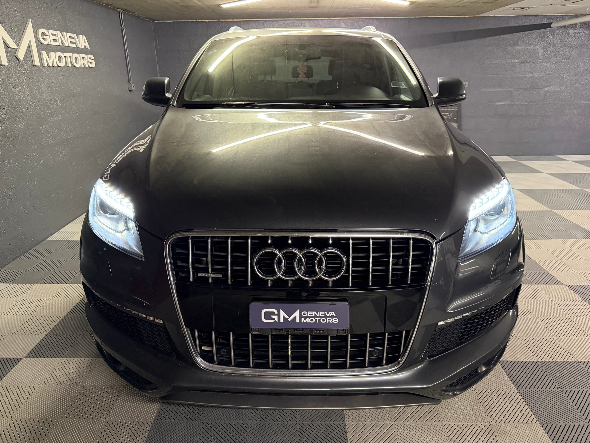 AUDI Q7 3.0 TDI quattro tiptronic-image-1