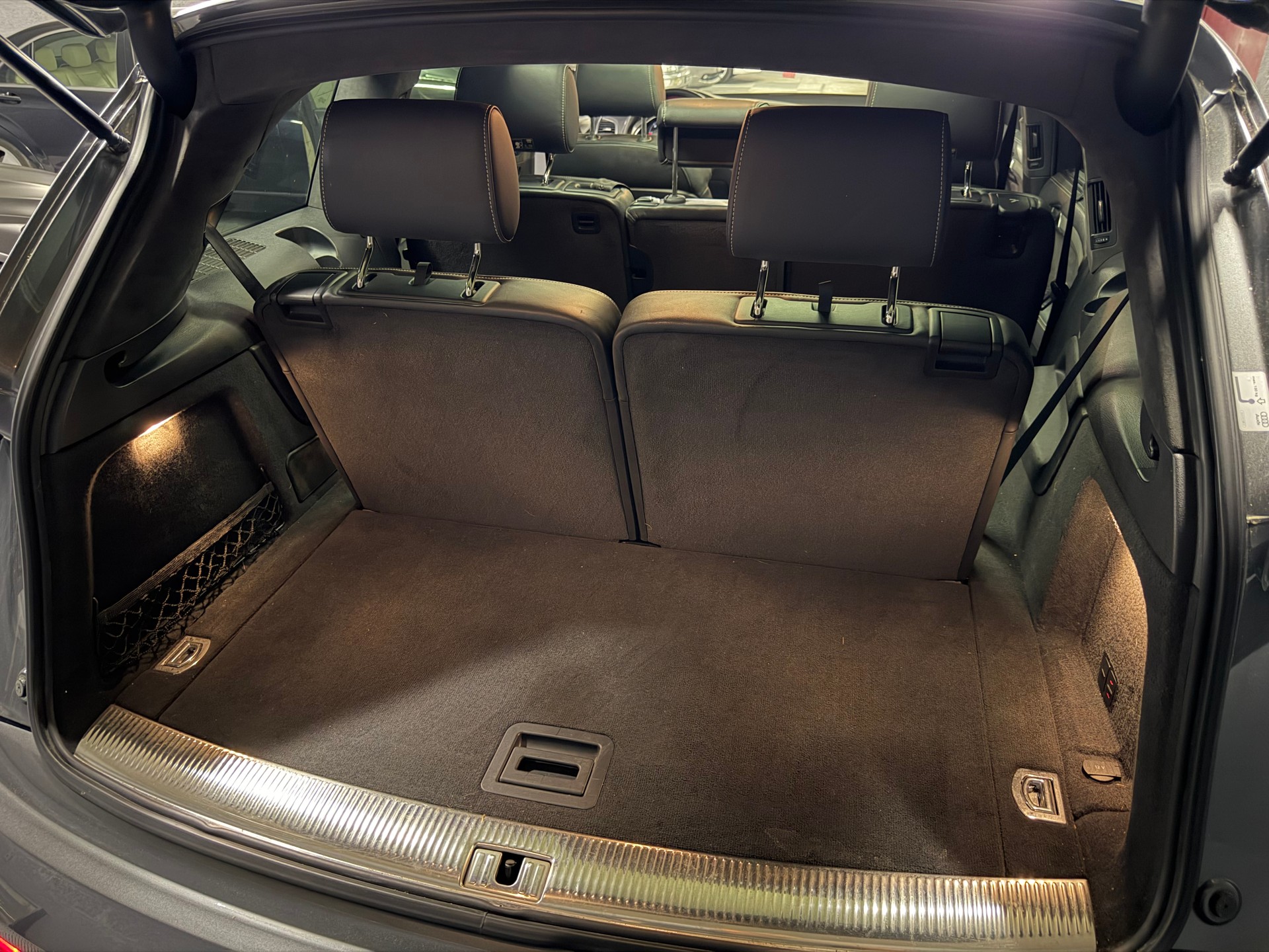 AUDI Q7 3.0 TDI quattro tiptronic-image-9