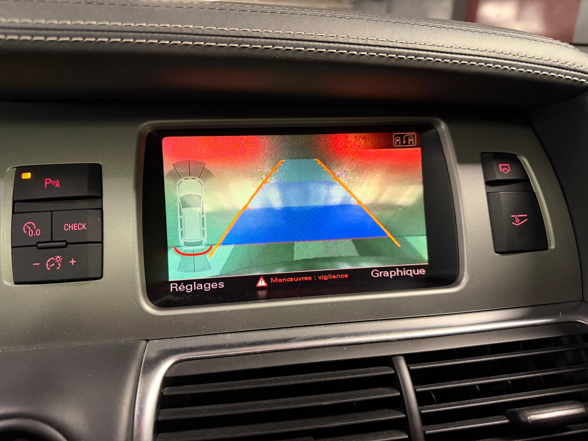 AUDI Q7 3.0 TDI quattro tiptronic-image-13