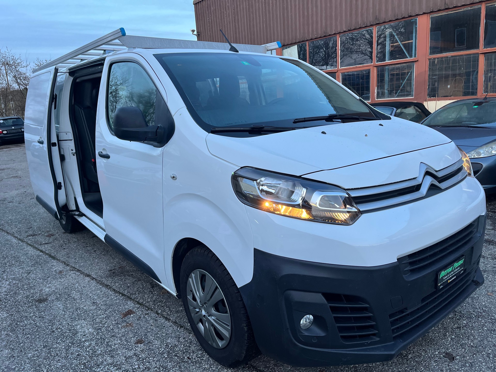 CITROEN Jumpy 2.0 BlueHDi 120 S&S XL Eco-image-2