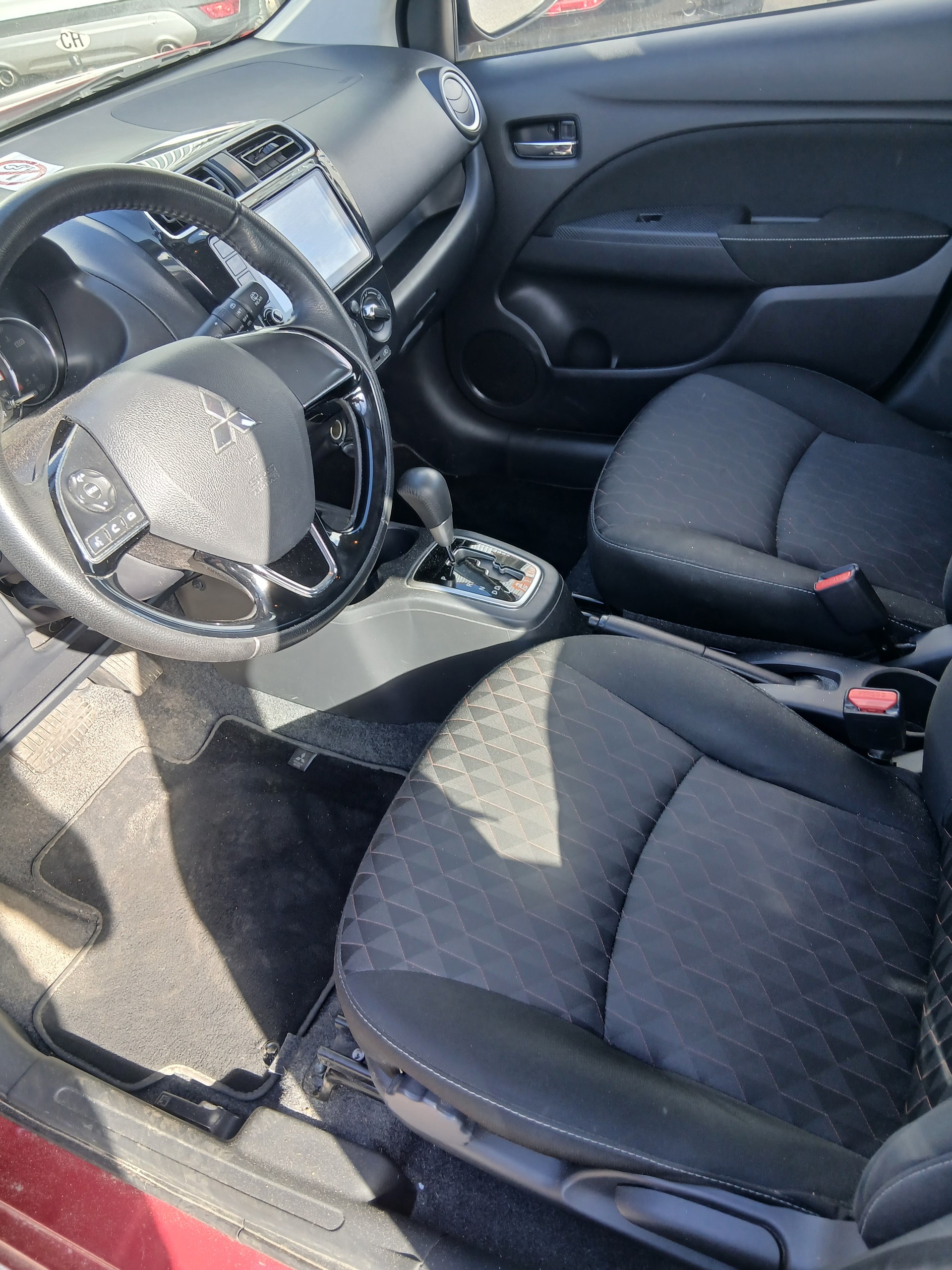 MITSUBISHI Space Star 1.2 CVT Invite-image-8