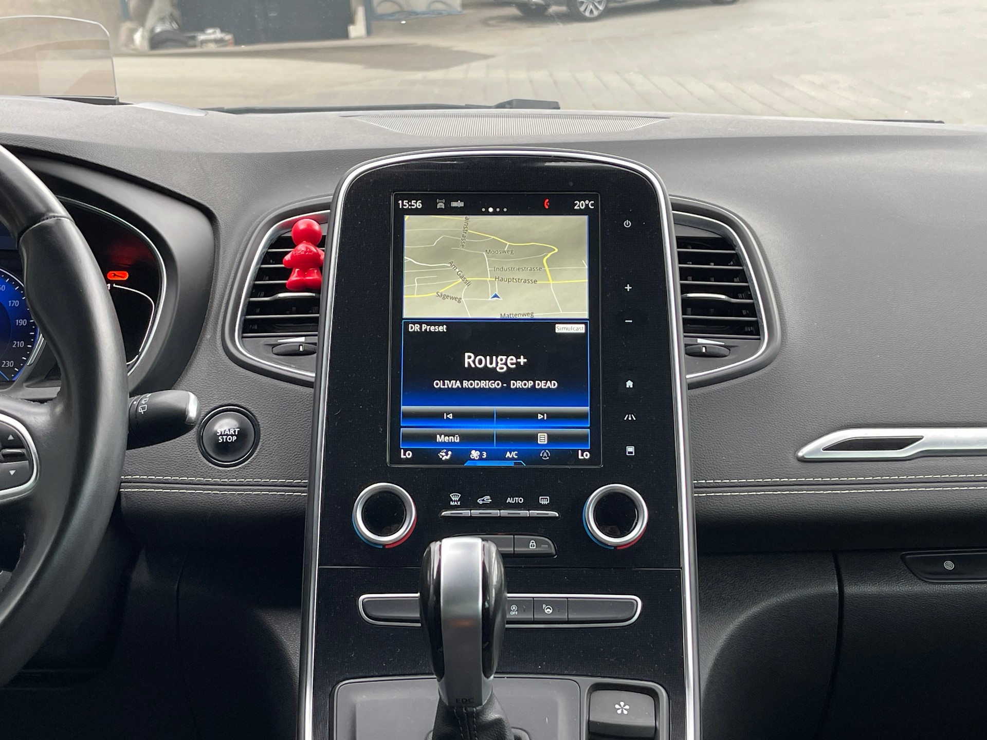 RENAULT Scénic 1.6 dCi Bose EDC-image-9