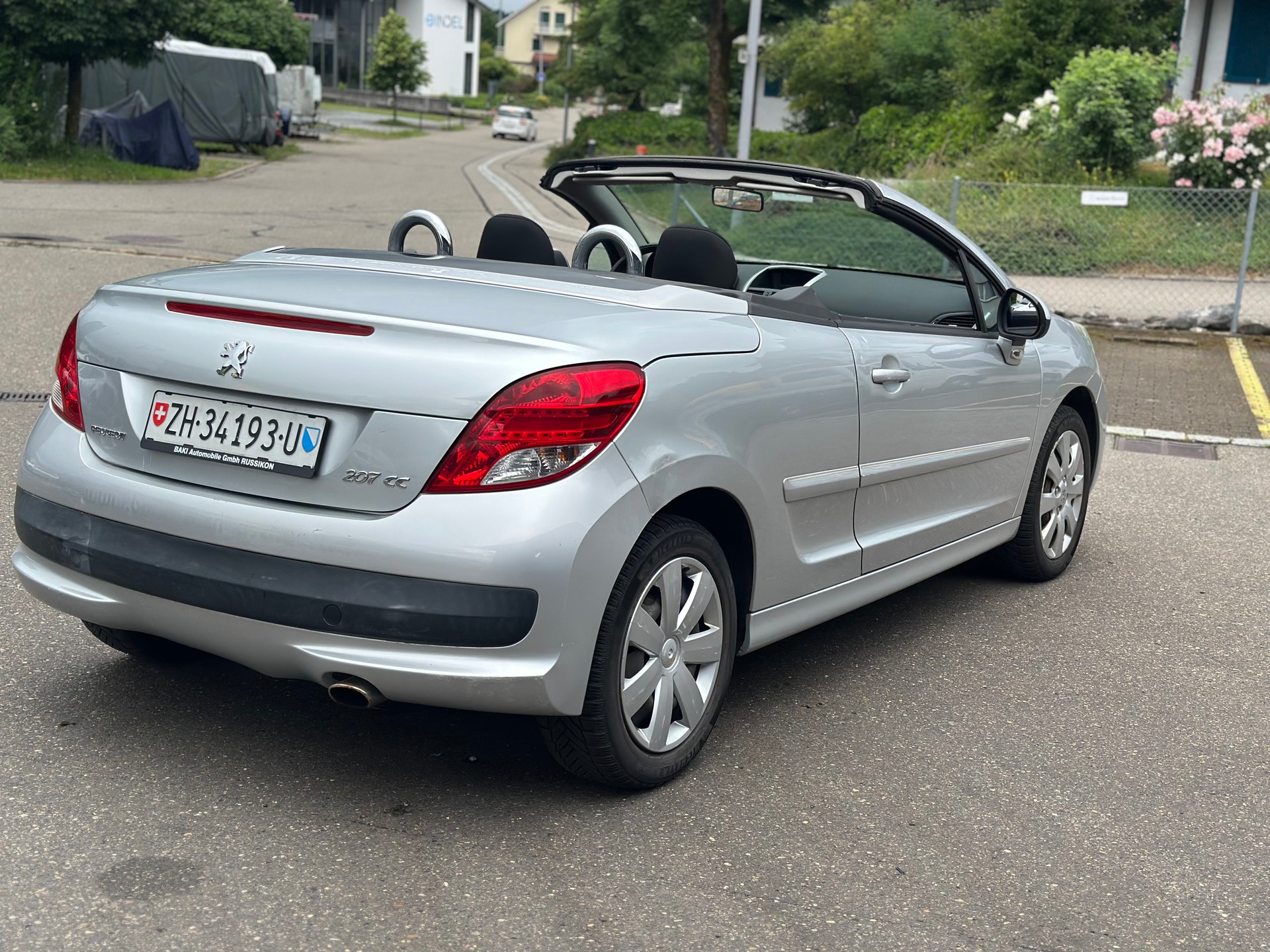 PEUGEOT 207 CC 1.6 16V Allure-image-5