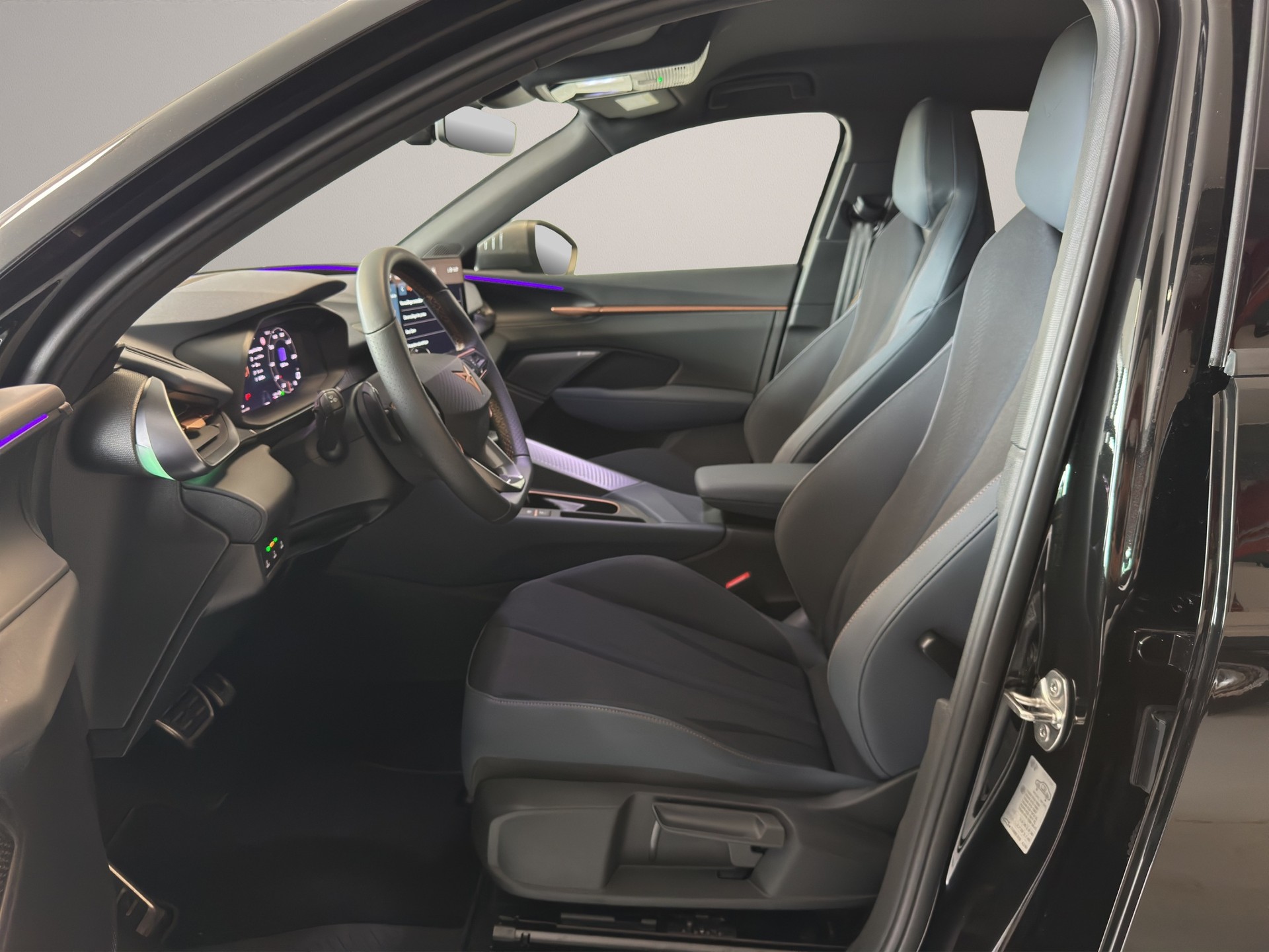 CUPRA Terramar 1.5 eTSI DSG-image-8