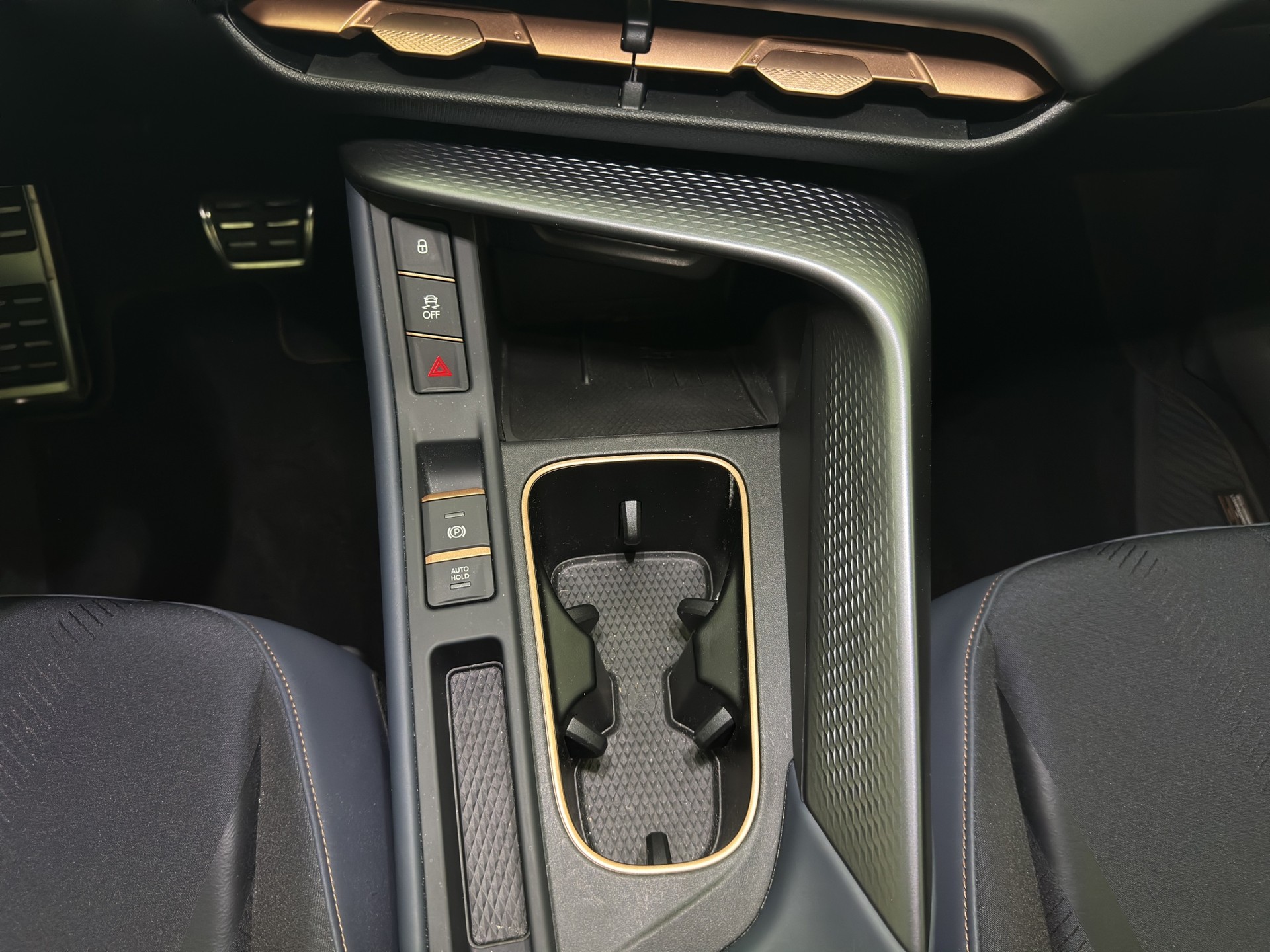 CUPRA Terramar 1.5 eTSI DSG-image-20