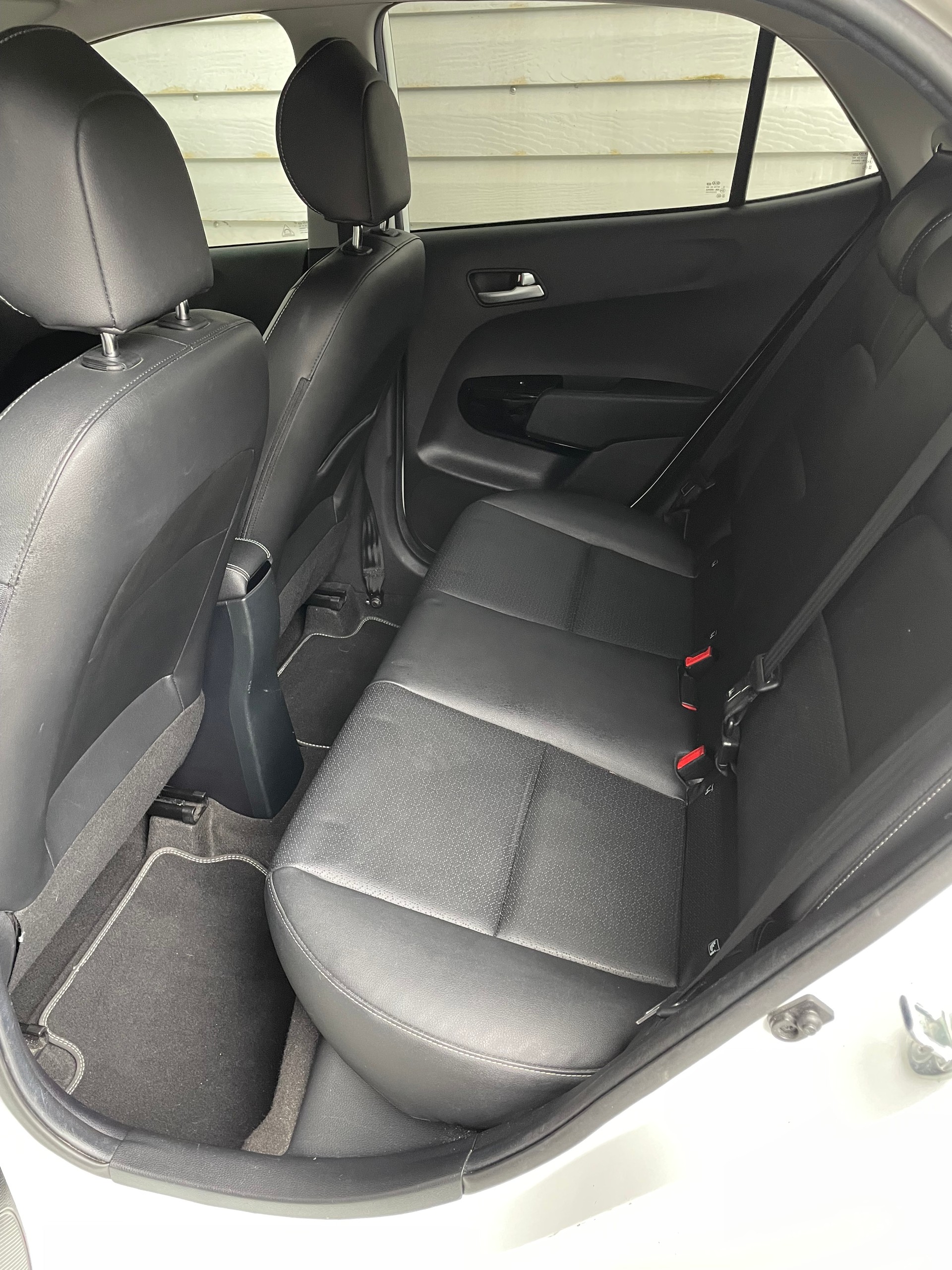 KIA Picanto 1.0 T-GDI X-Line-image-8