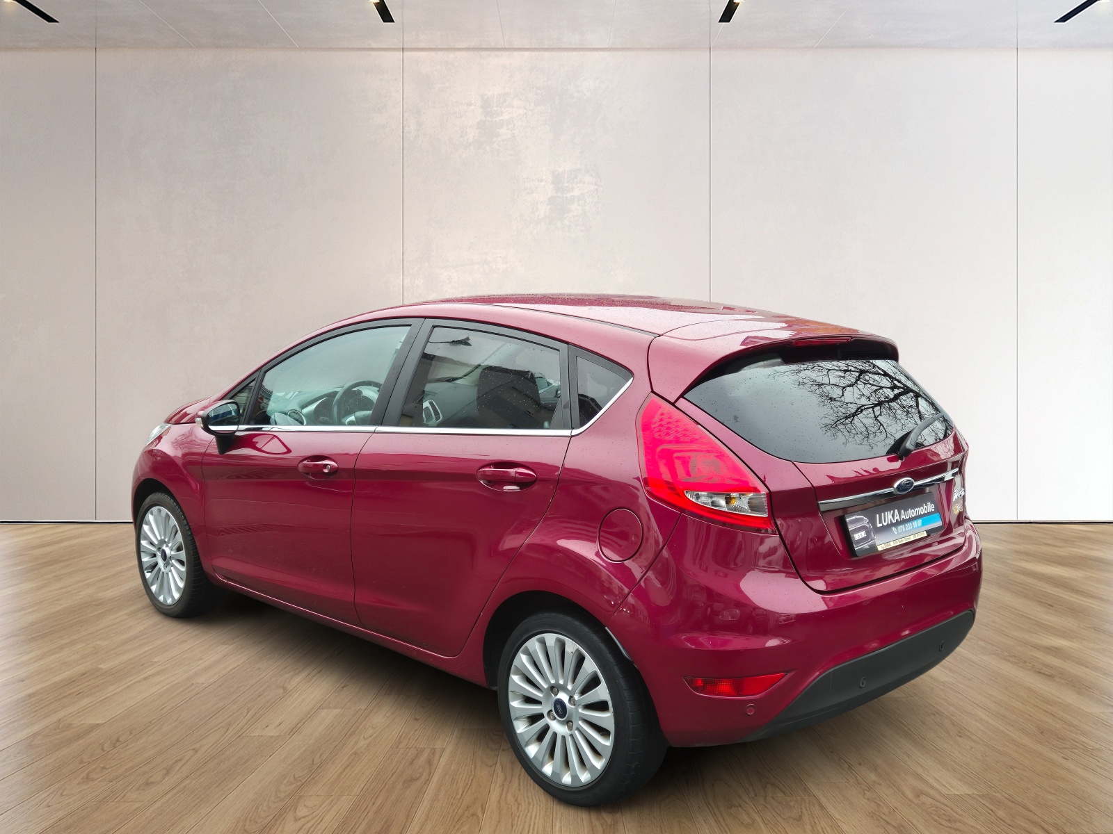 FORD Fiesta 1.4 16V Titanium-showroom-element-2