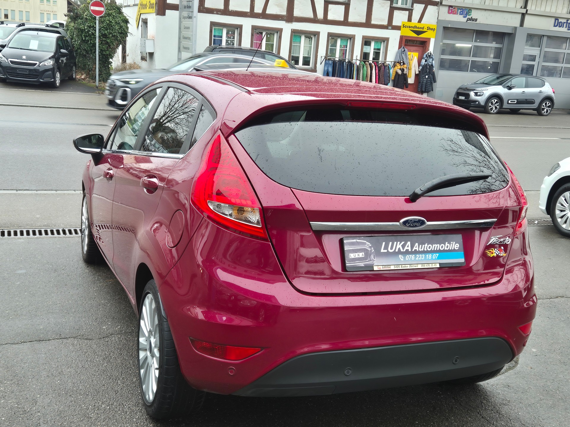 FORD Fiesta 1.4 16V Titanium-showroom-element-3