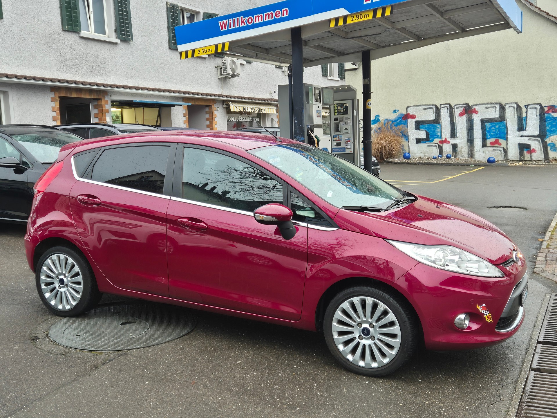 FORD Fiesta 1.4 16V Titanium-image-5