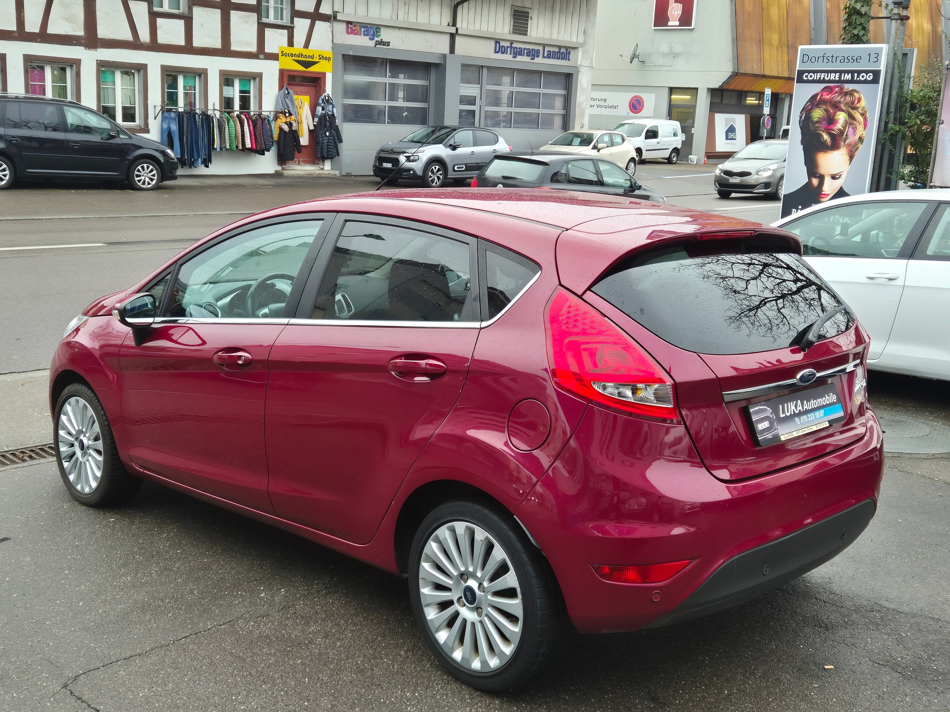 FORD Fiesta 1.4 16V Titanium-showroom-element-2