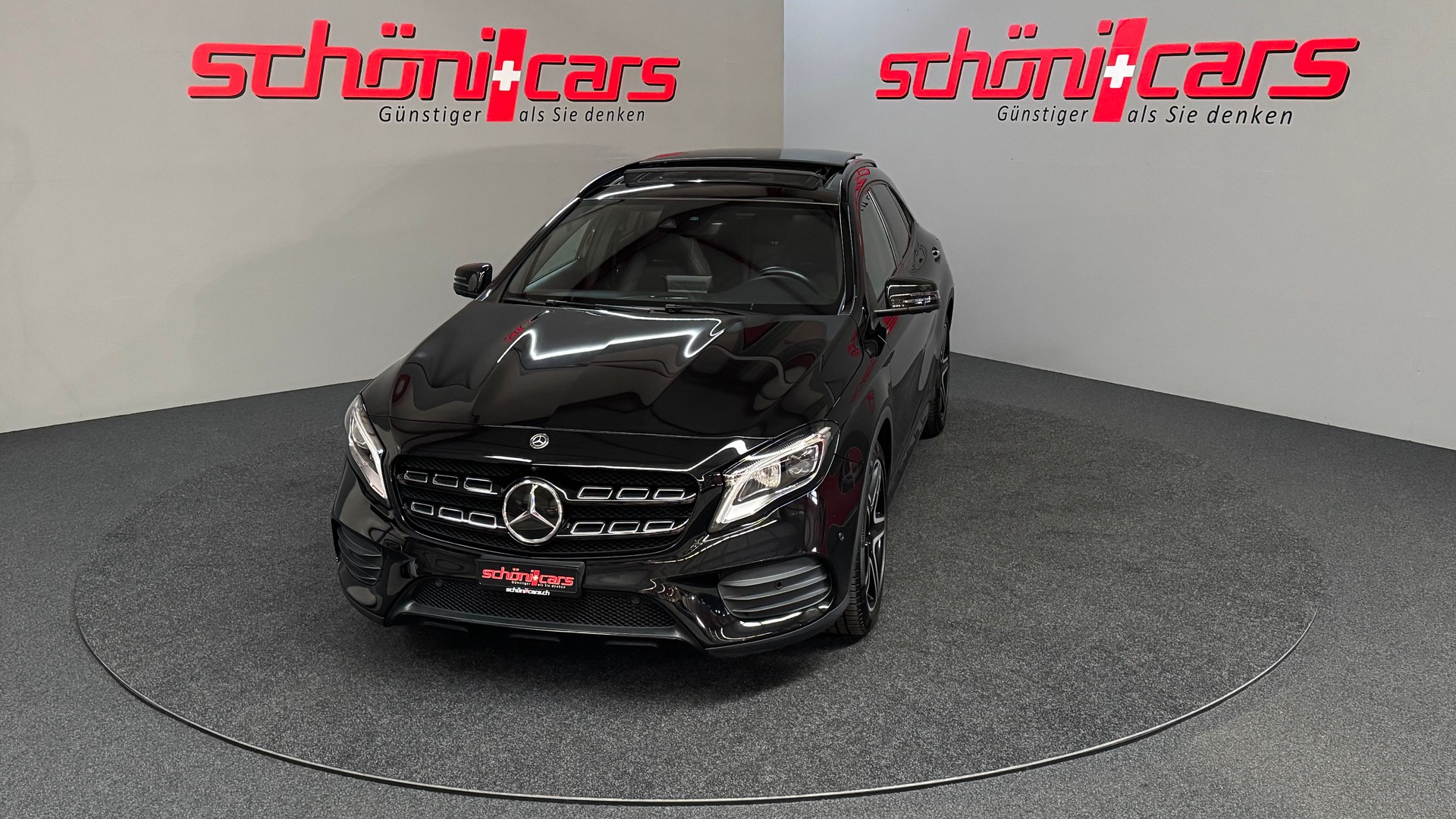 MERCEDES-BENZ GLA 250 AMG Line Swiss Star 4Matic 7G-DCT-showroom-element-1