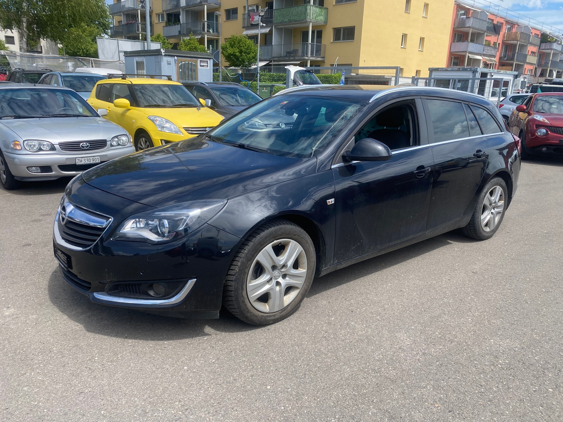 OPEL Insignia Sports Tourer 1.6 Turbo Edition Automatic-image-2