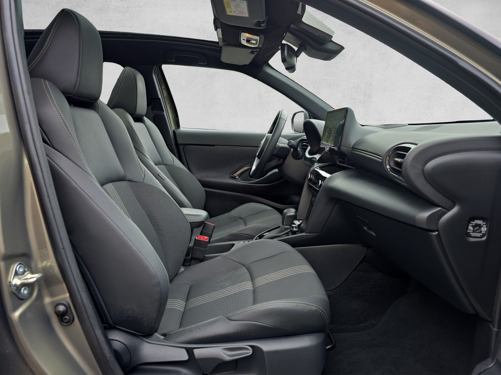 TOYOTA Yaris Cross 1.5 e-CVT Adventure TRAIL-image-12