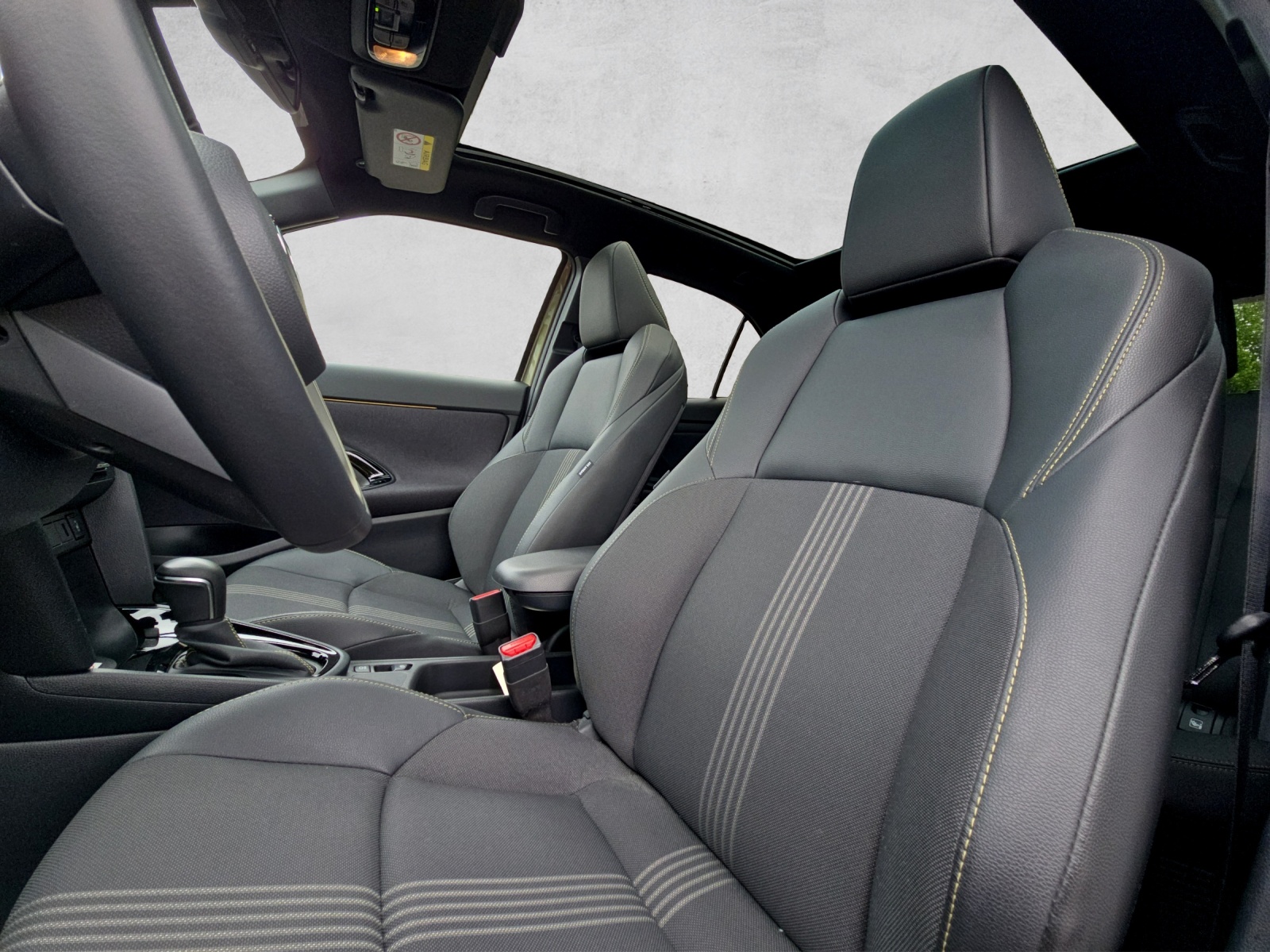 TOYOTA Yaris Cross 1.5 e-CVT Adventure TRAIL-image-9