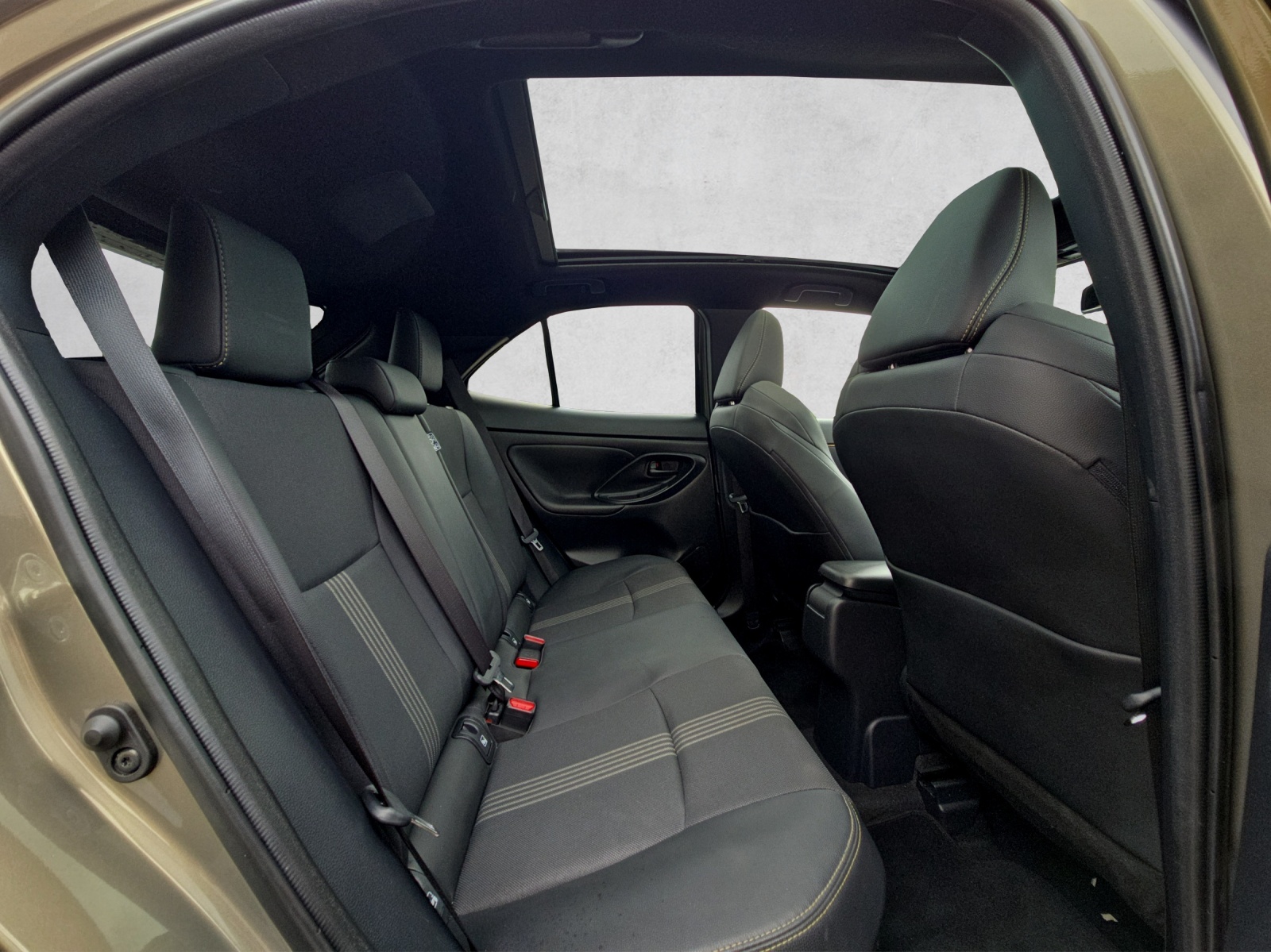 TOYOTA Yaris Cross 1.5 e-CVT Adventure TRAIL-image-11