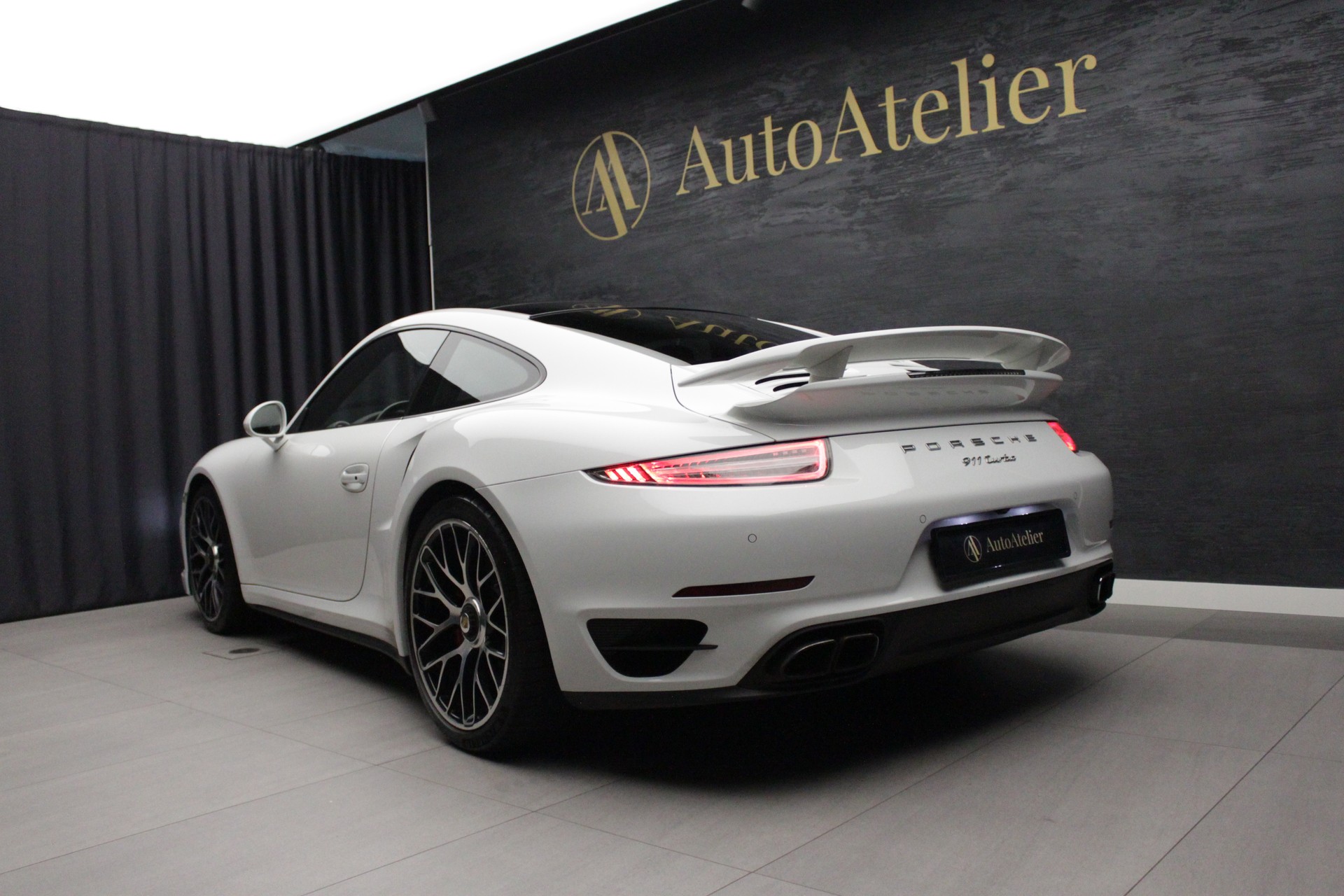 PORSCHE 911 Turbo PDK-image-10