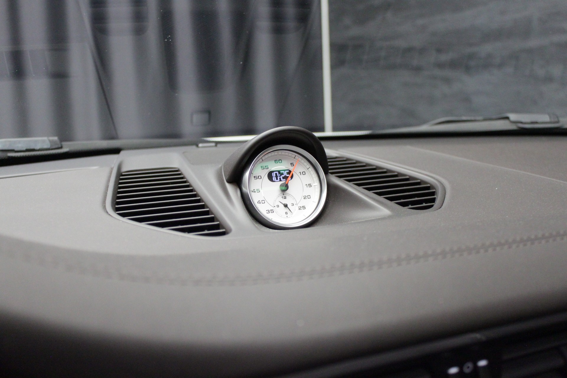 PORSCHE 911 Turbo PDK-image-17